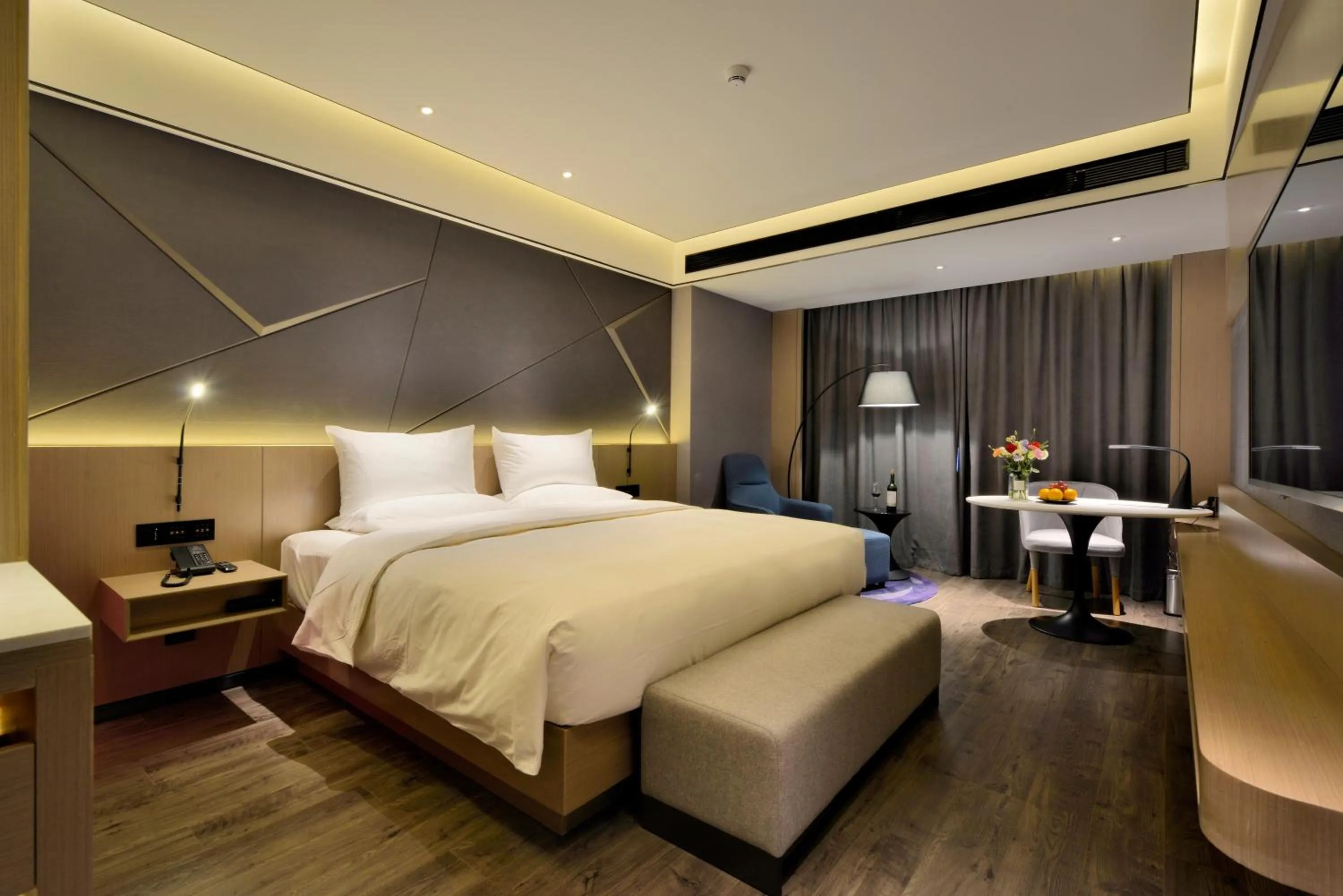Shower, Bed in Mercure Taiyuan Changfeng Street