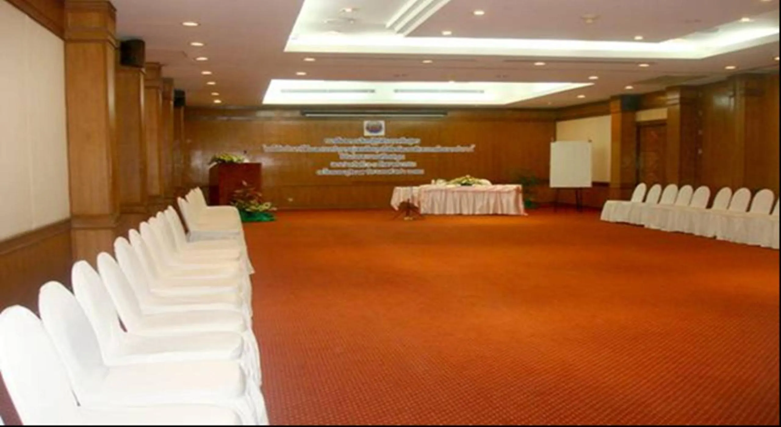 Banquet/Function facilities in Purimas Beach Hotel & Spa