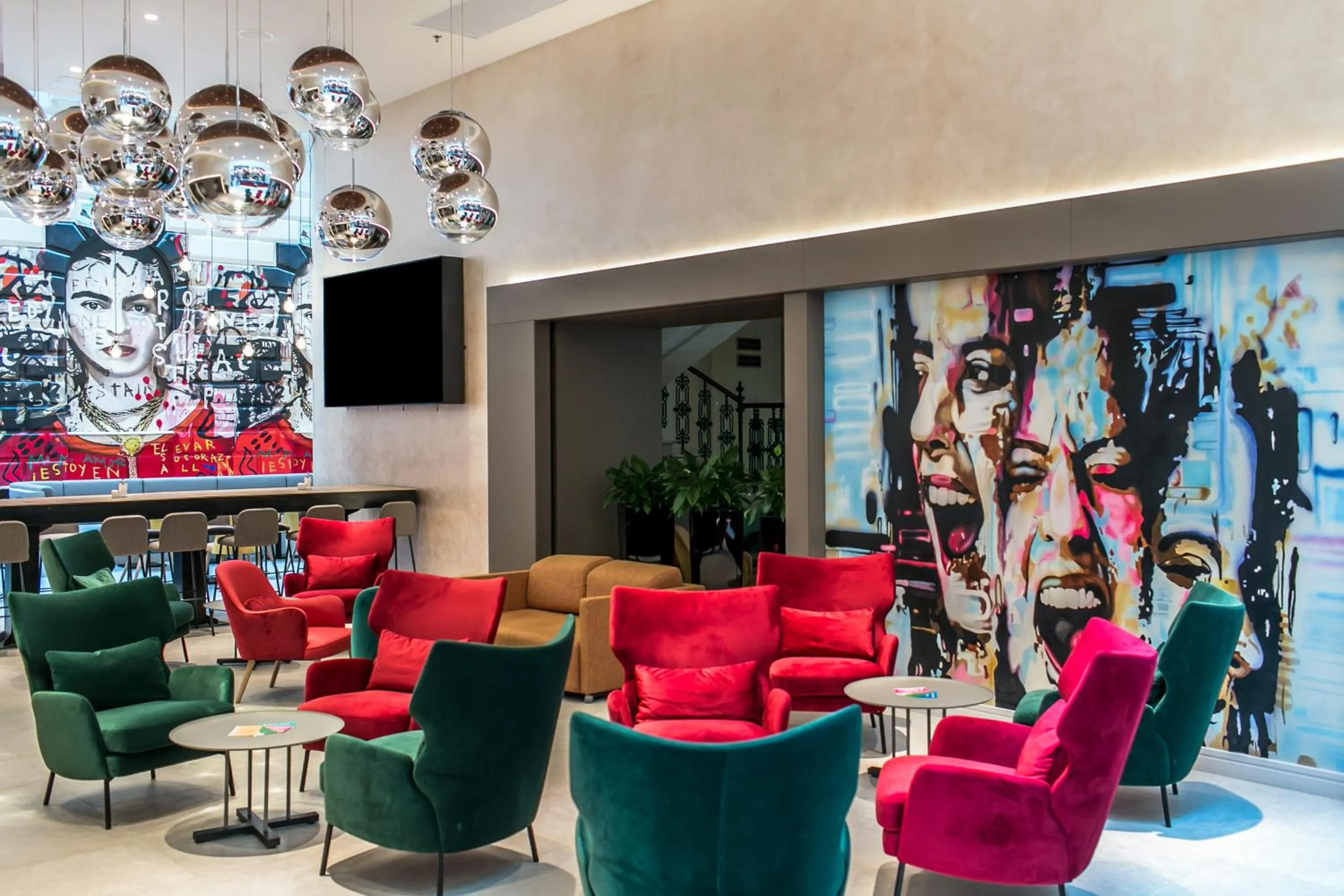 Nightclub / DJ in T62 Hotel