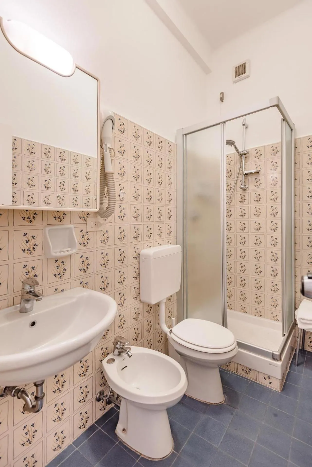 Bathroom in Miramare Hotel