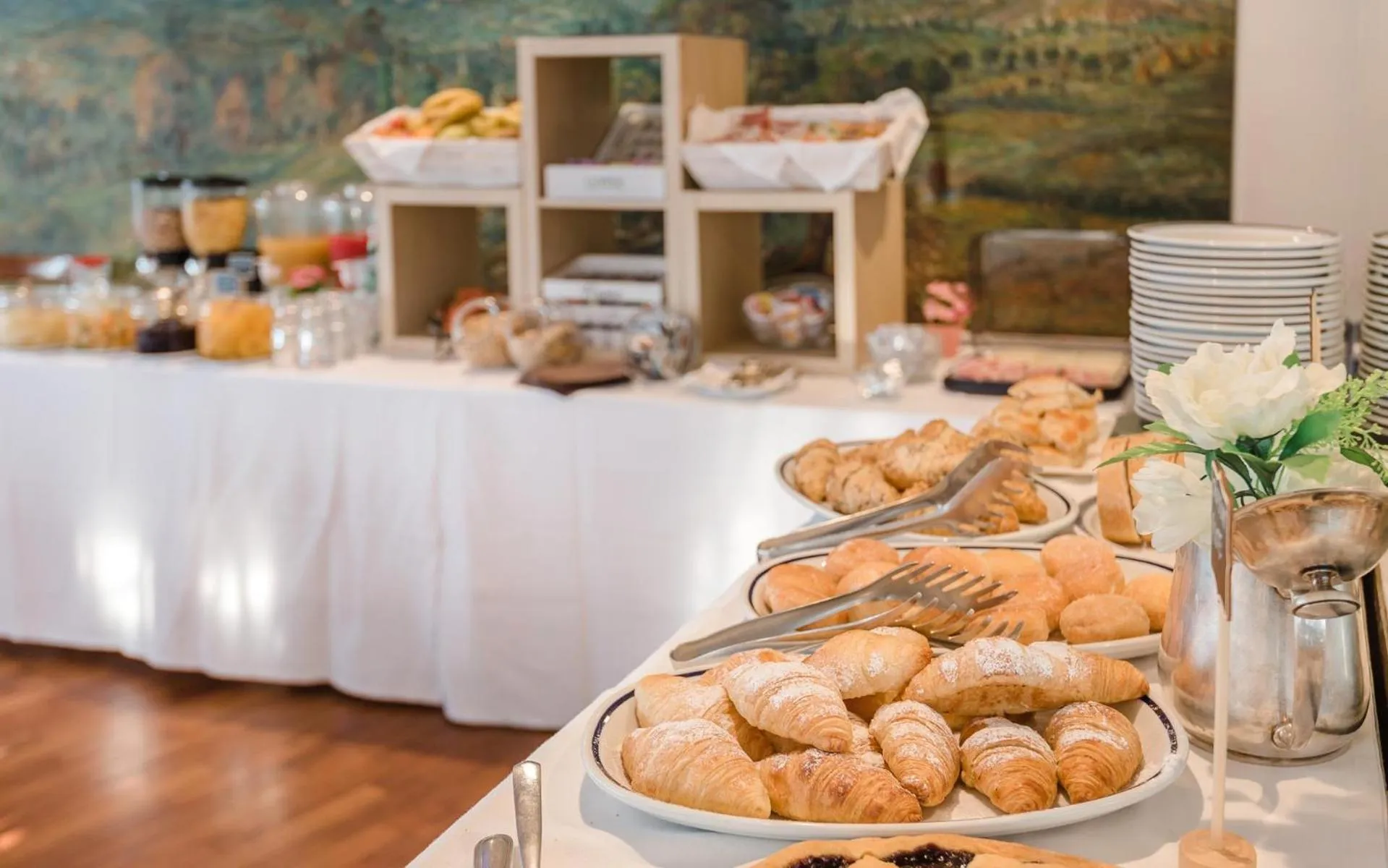 Food and drinks in Miramare Hotel