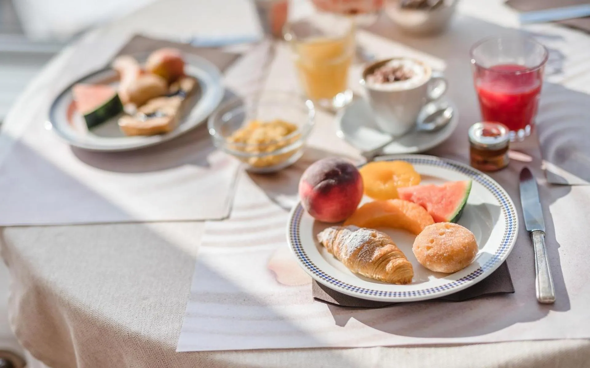 Food and drinks in Miramare Hotel