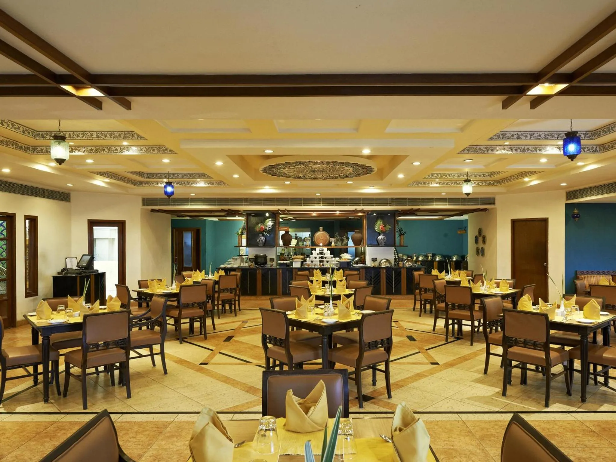 Restaurant/places to eat in Club Mahindra Kumbhalgarh