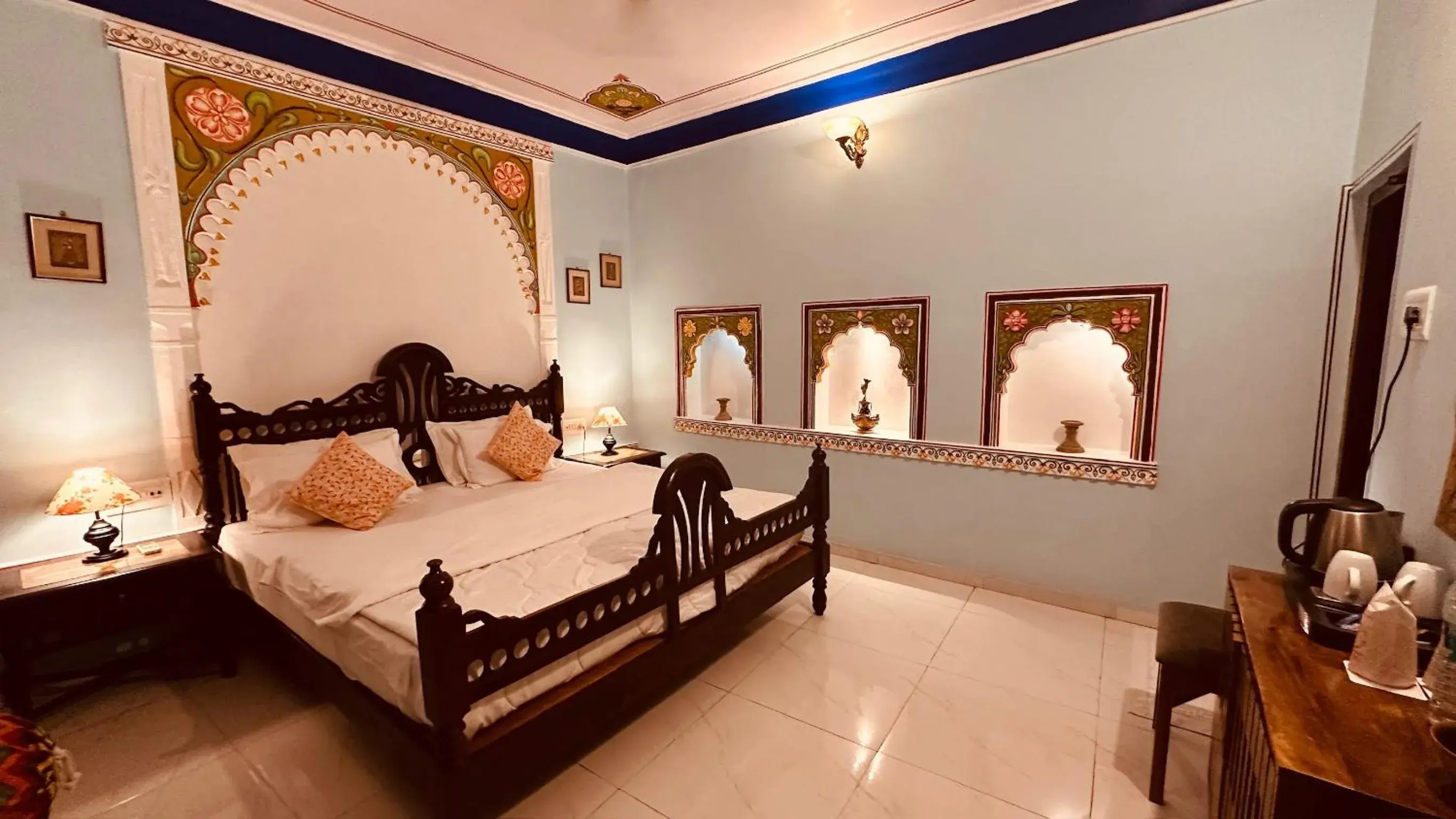 Deluxe Double Room in Bundi Inn - A Heritage Boutique Haveli Deluxe Double Room in Bundi Inn - A Heritage Boutique Haveli