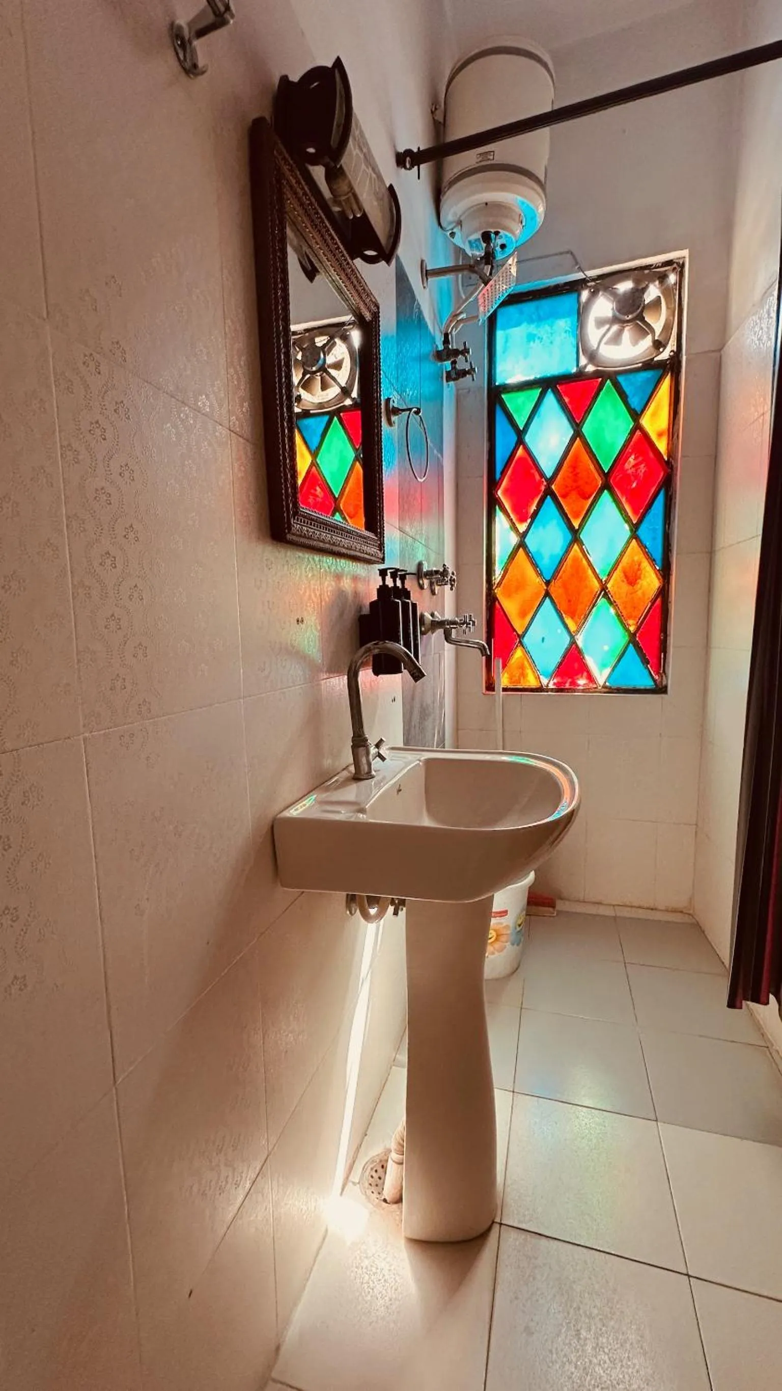 Bathroom in Haveli Bundi Inn