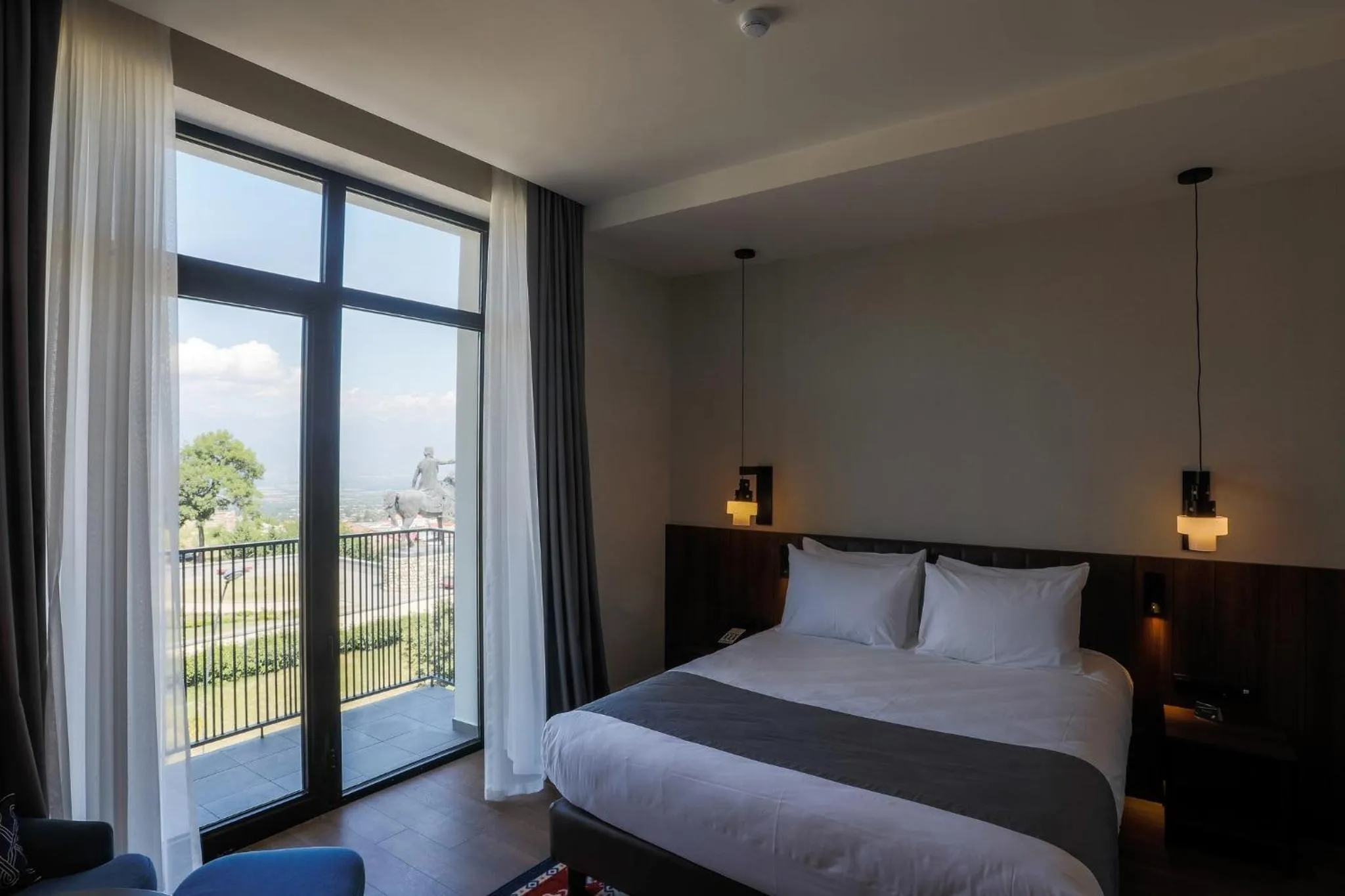 Photo of the whole room, Bed in Holiday Inn Telavi by IHG