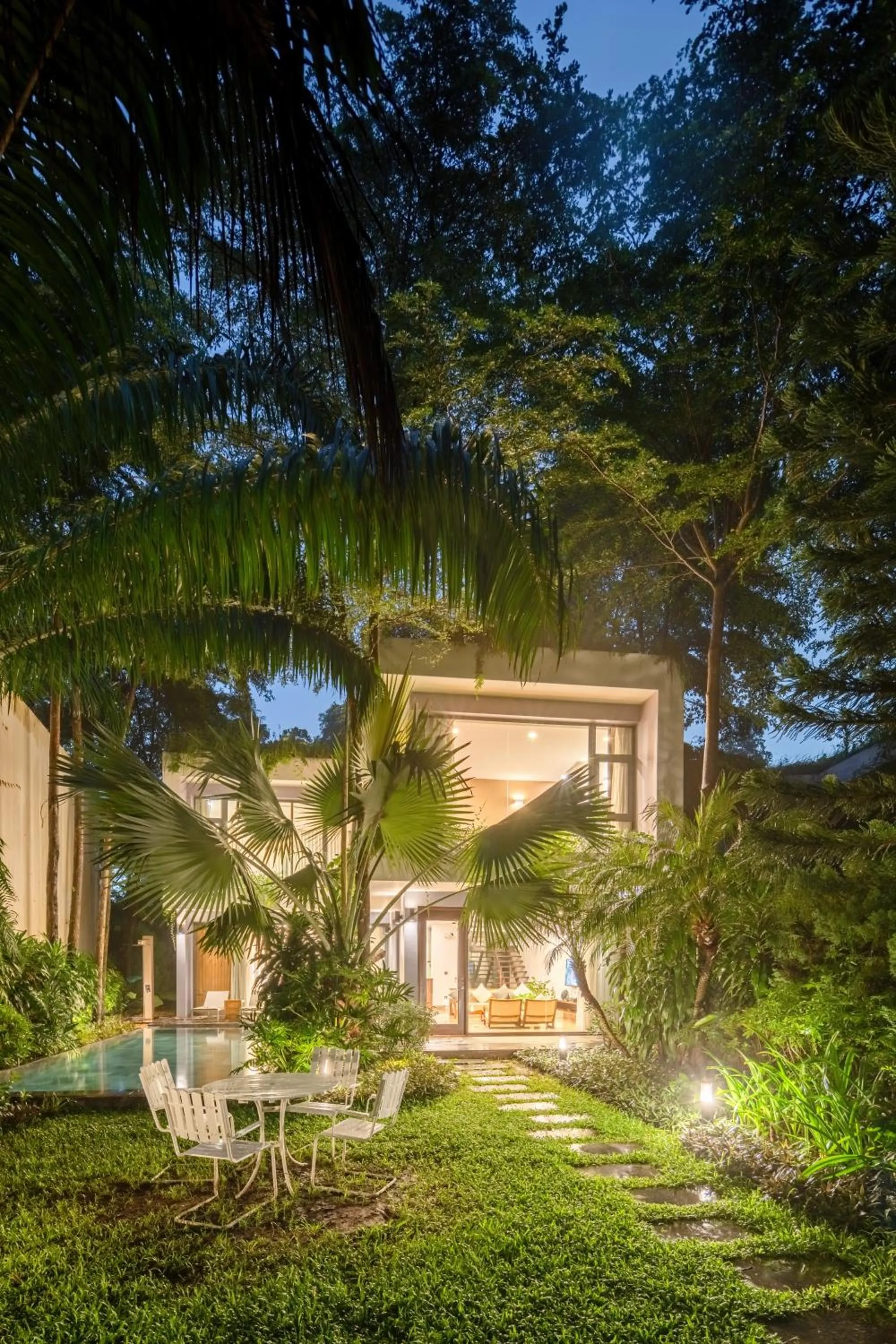 Photo of the whole room, Garden in Flamingo Dai Lai Resort