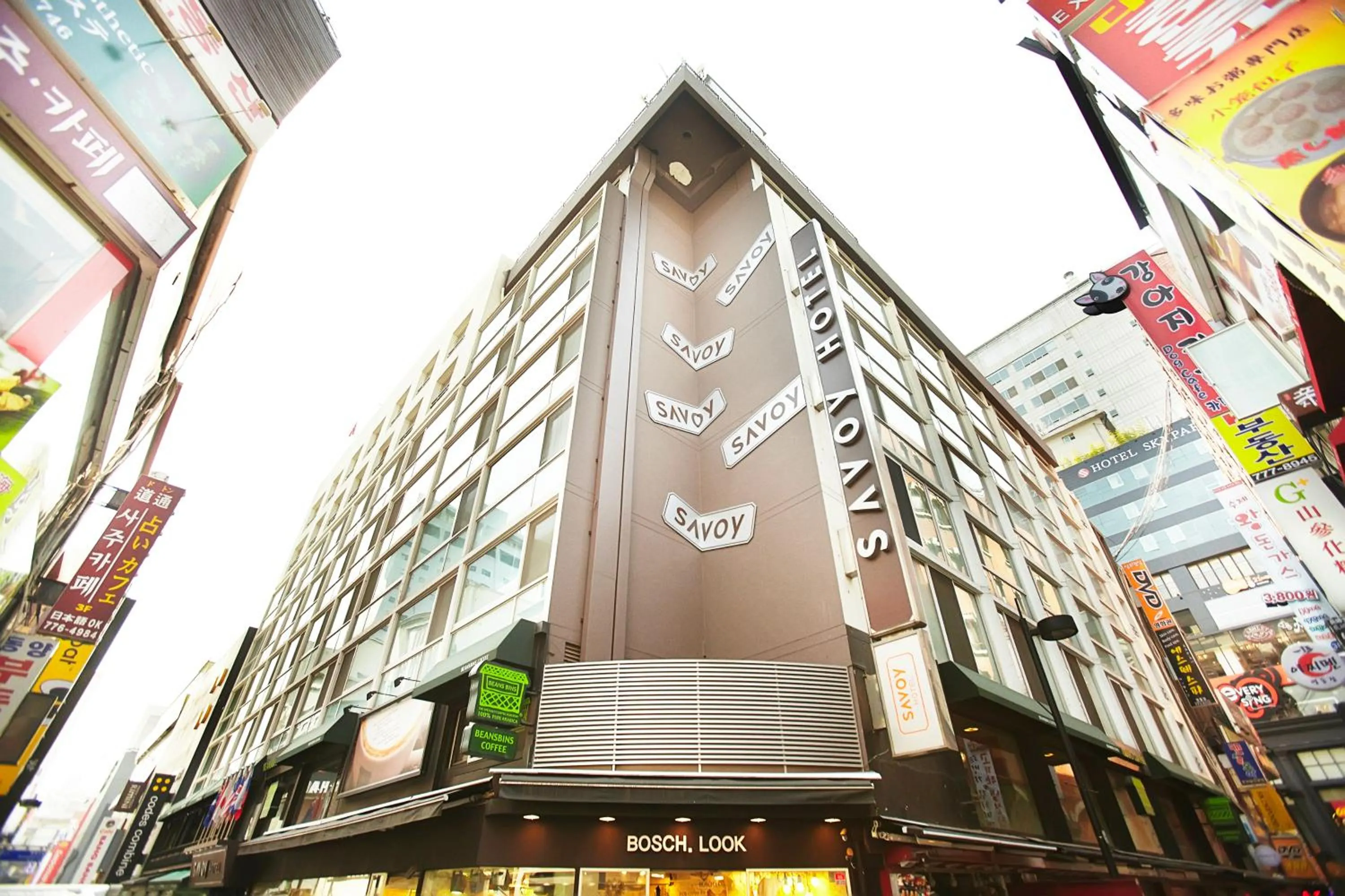 Facade/entrance in Savoy Hotel Myeongdong