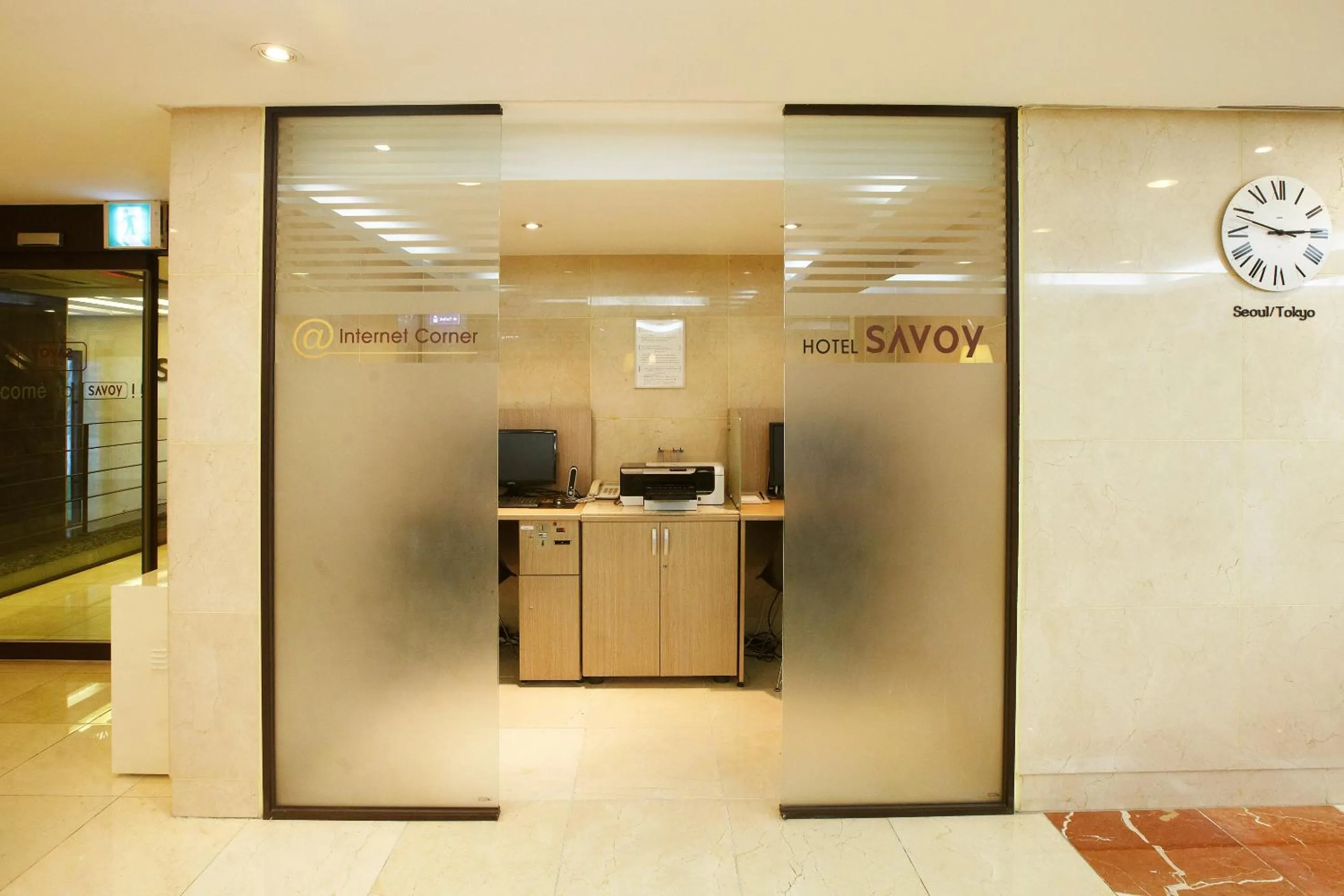 Business facilities in Savoy Hotel Myeongdong