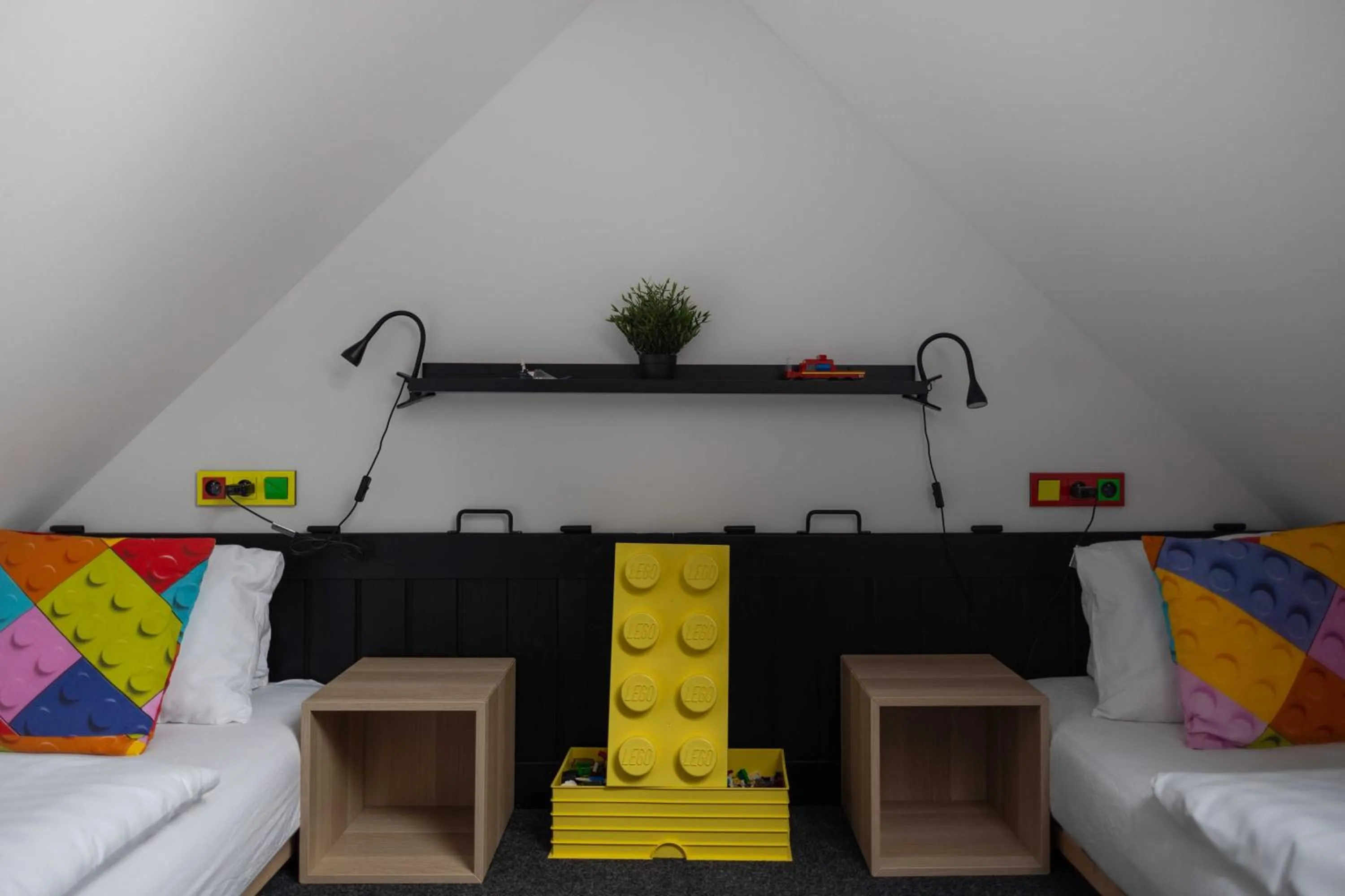 Bed in Hotel a Museum of Bricks