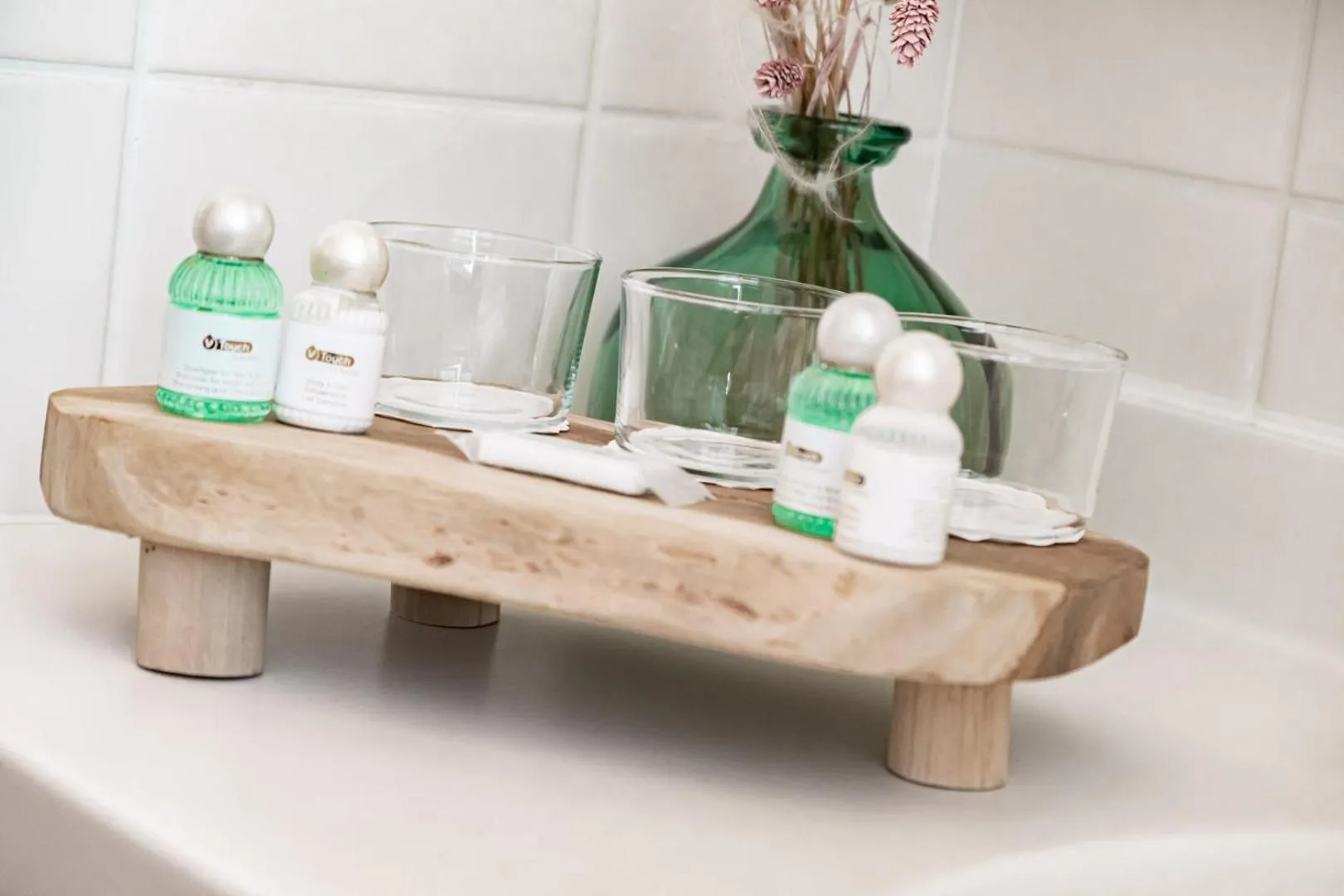 Bathroom in Logis hôtel et restaurant La Bastide Cabezac