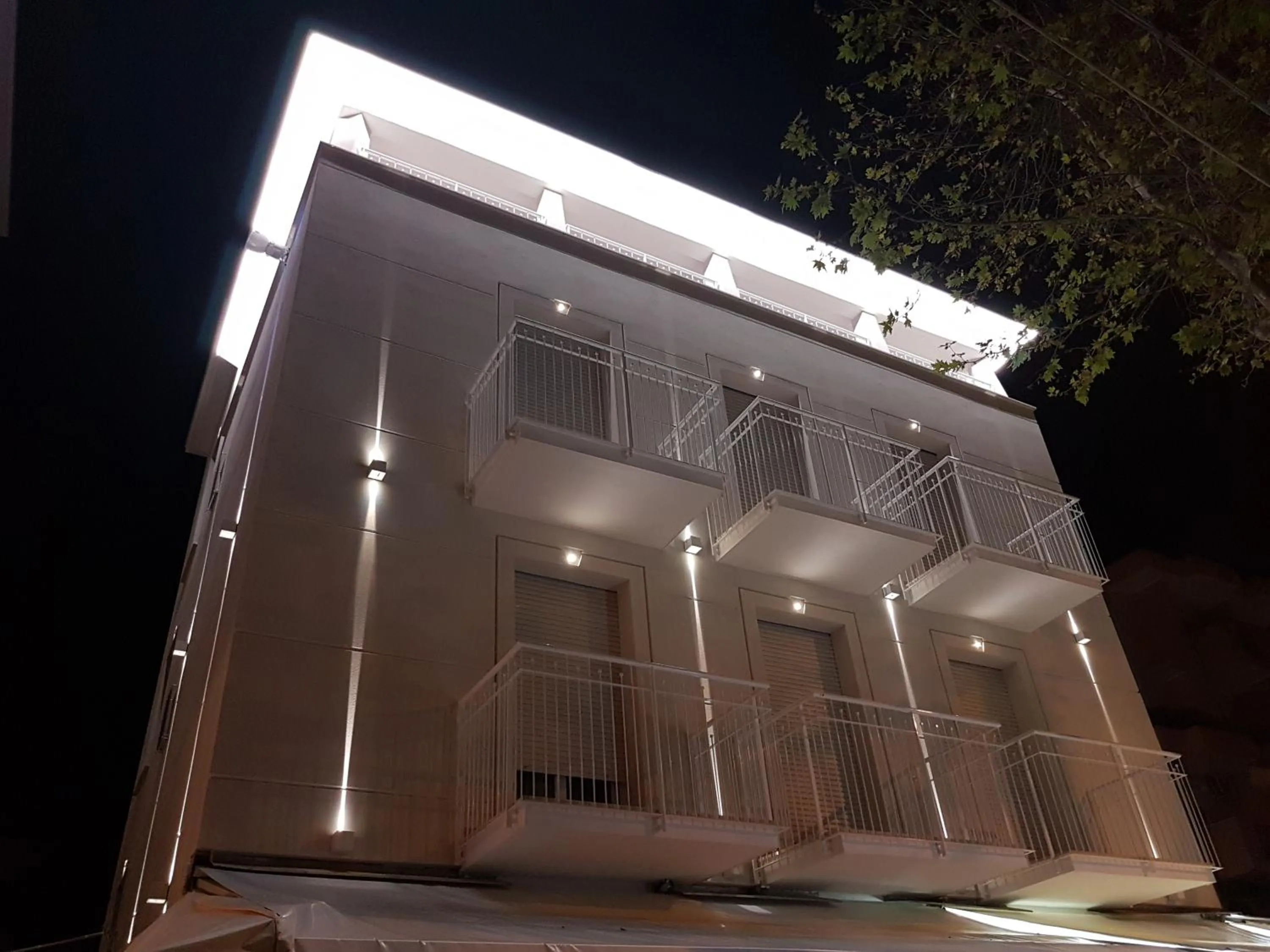 Property building in Hotel Bridge