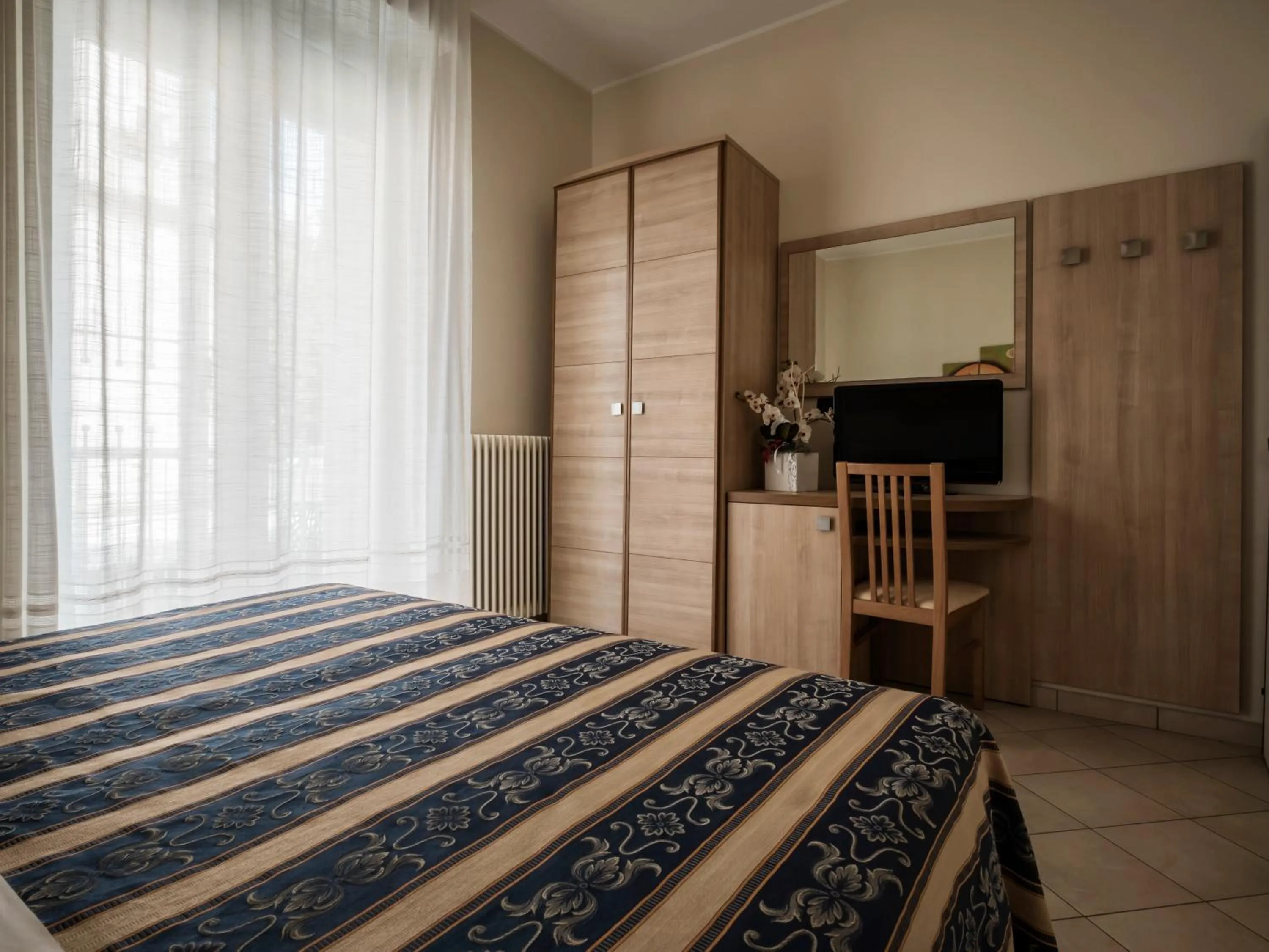 Photo of the whole room, Bed in Hotel Bridge