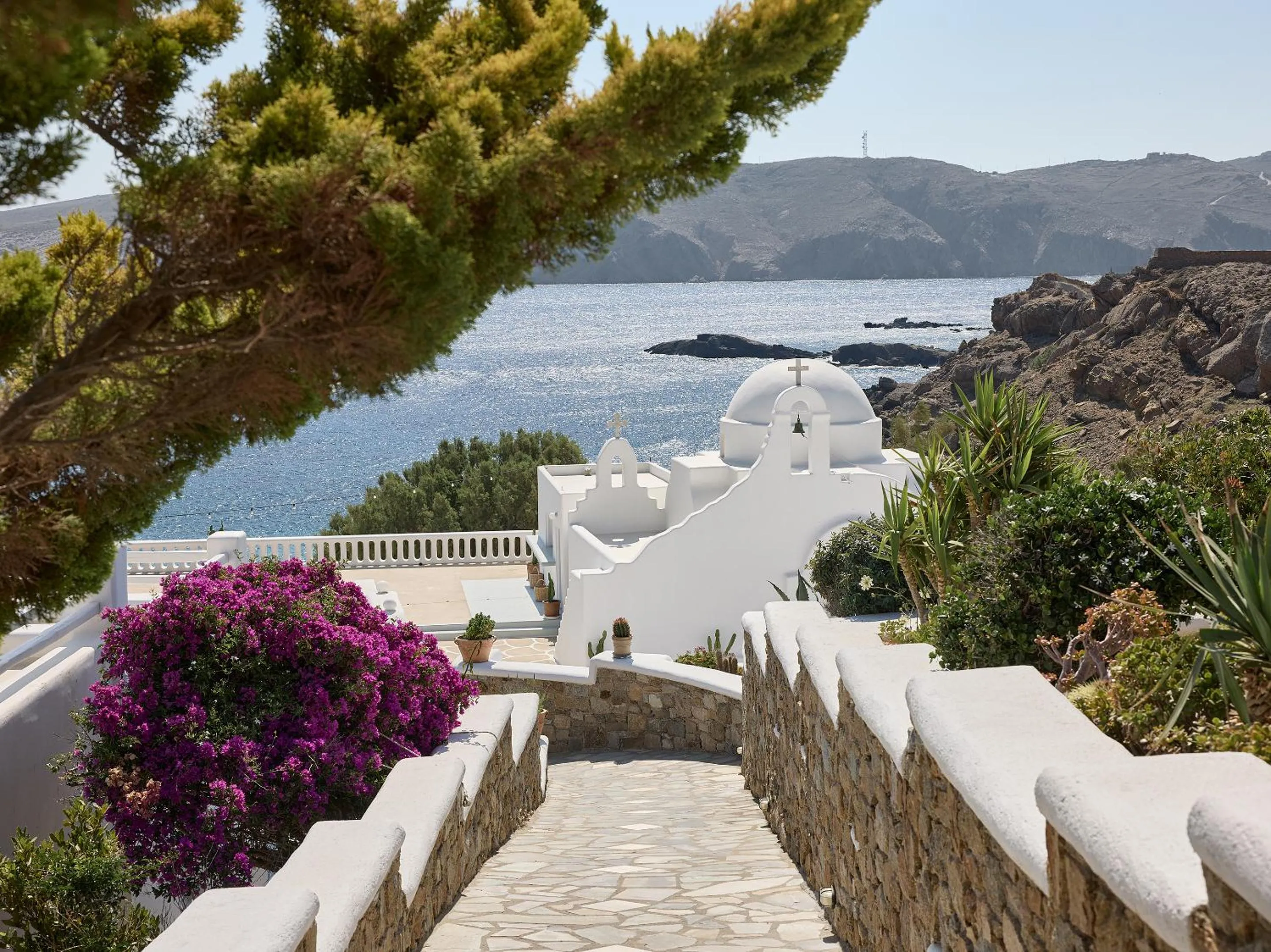 wedding in Mykonos Lolita, A Grecotel Resort to Live