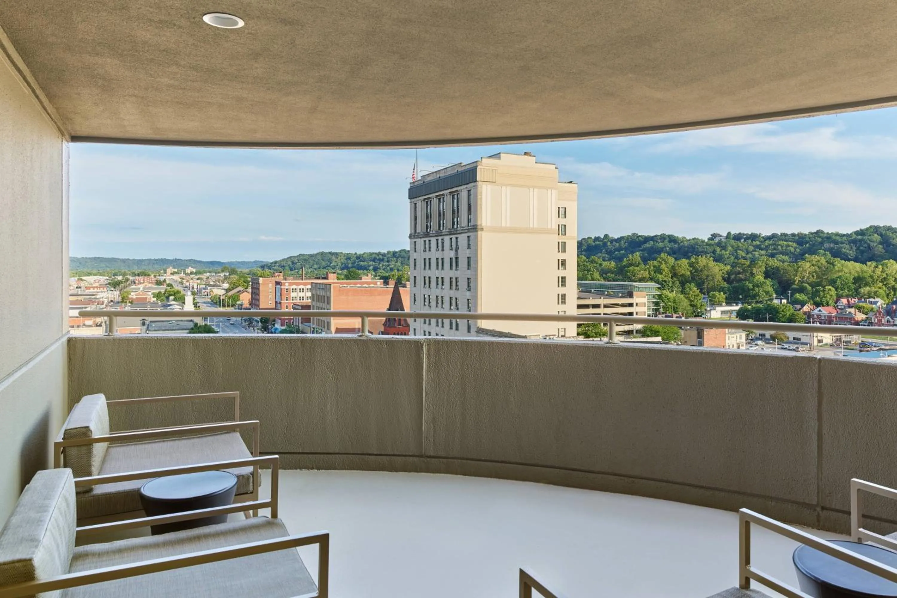 Photo of the whole room in Delta Hotels by Marriott Ashland Downtown