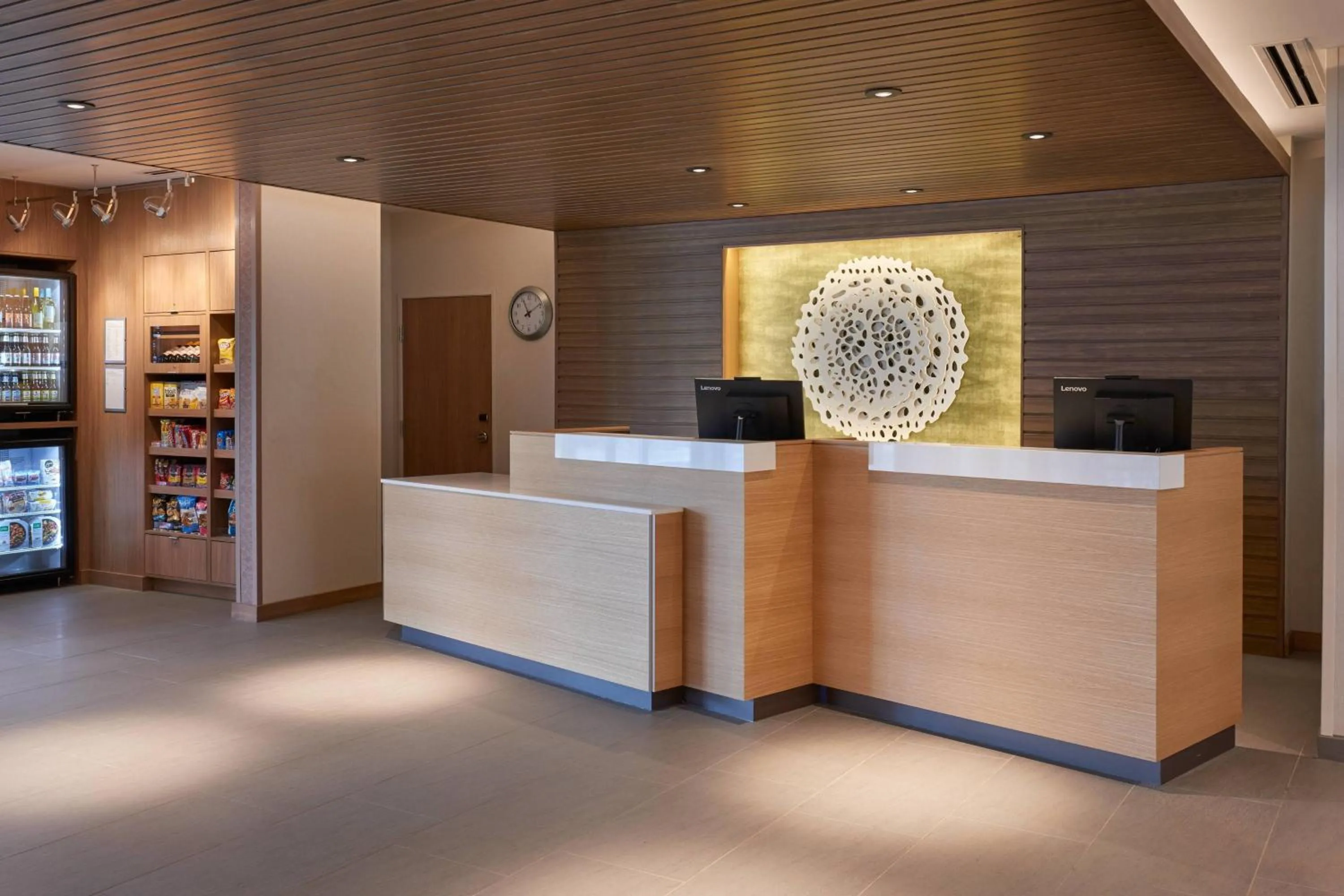 Lobby or reception in Fairfield Inn & Suites by Marriott Midland
