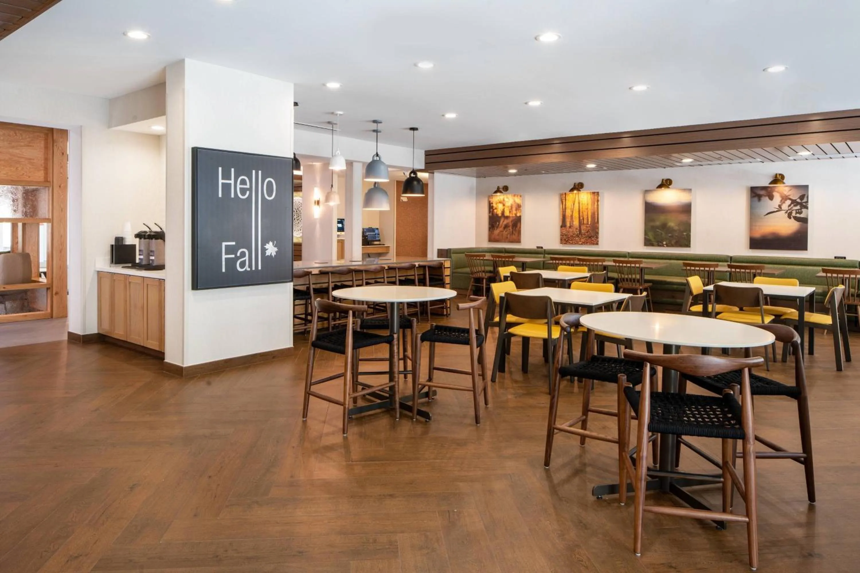 Breakfast in Fairfield by Marriott Inn & Suites Pensacola Pine Forest