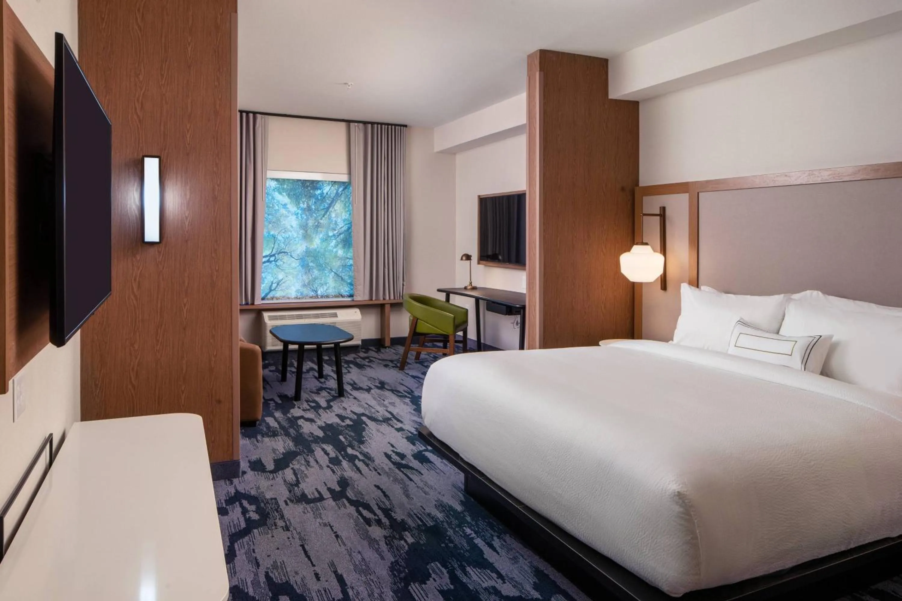 Bedroom, Bed in Fairfield by Marriott Inn & Suites Pensacola Pine Forest