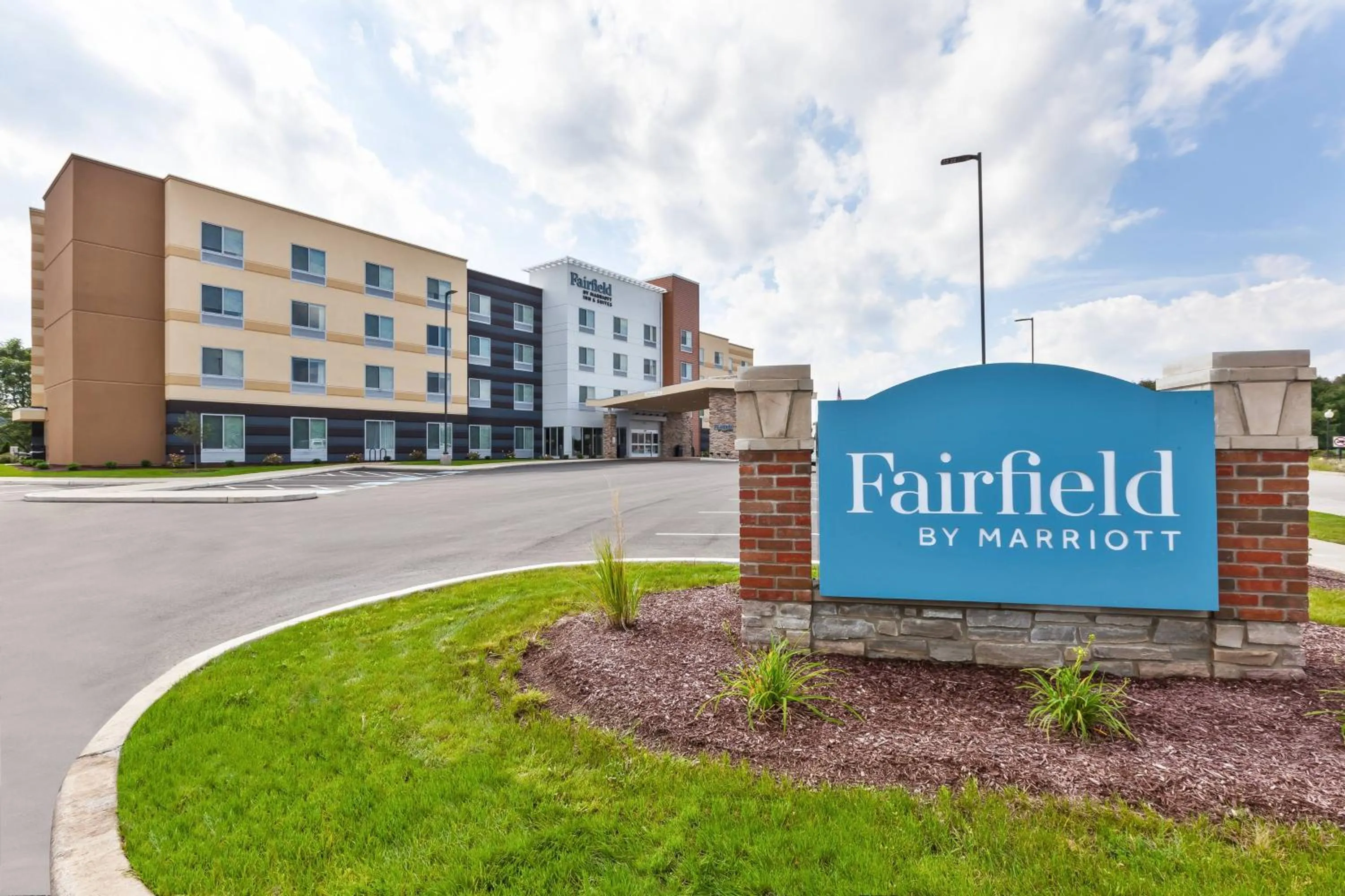 Property building in Fairfield Inn & Suites by Marriott Goshen