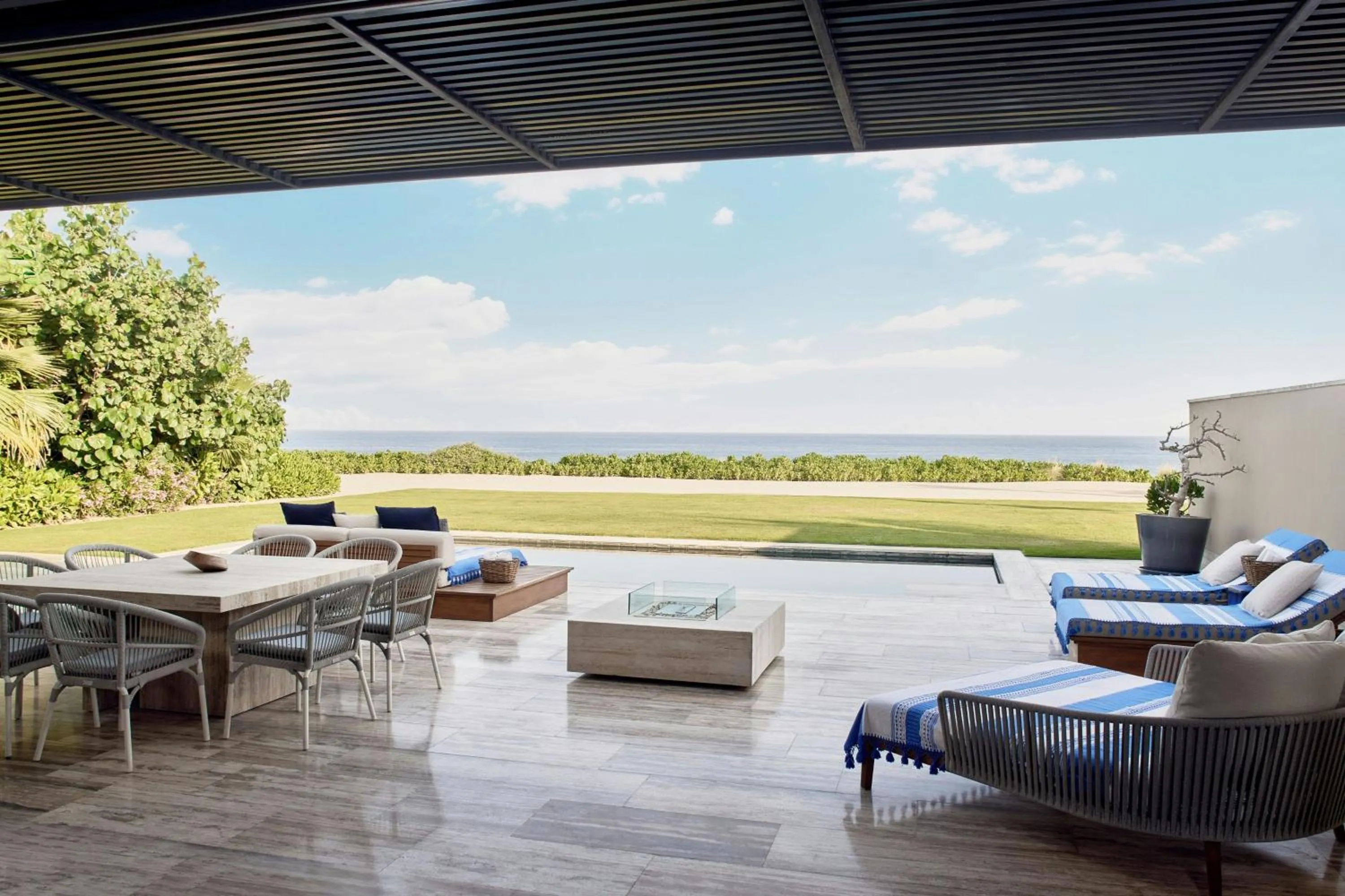 Bedroom in Zadun Los Cabos, a Ritz-Carlton Reserve