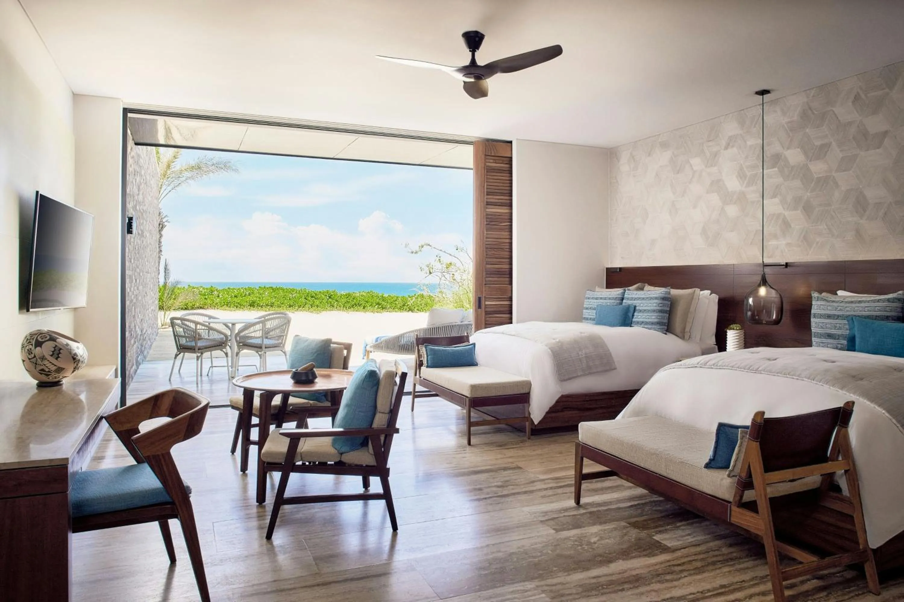 Photo of the whole room, Bed in Zadun Los Cabos, a Ritz-Carlton Reserve