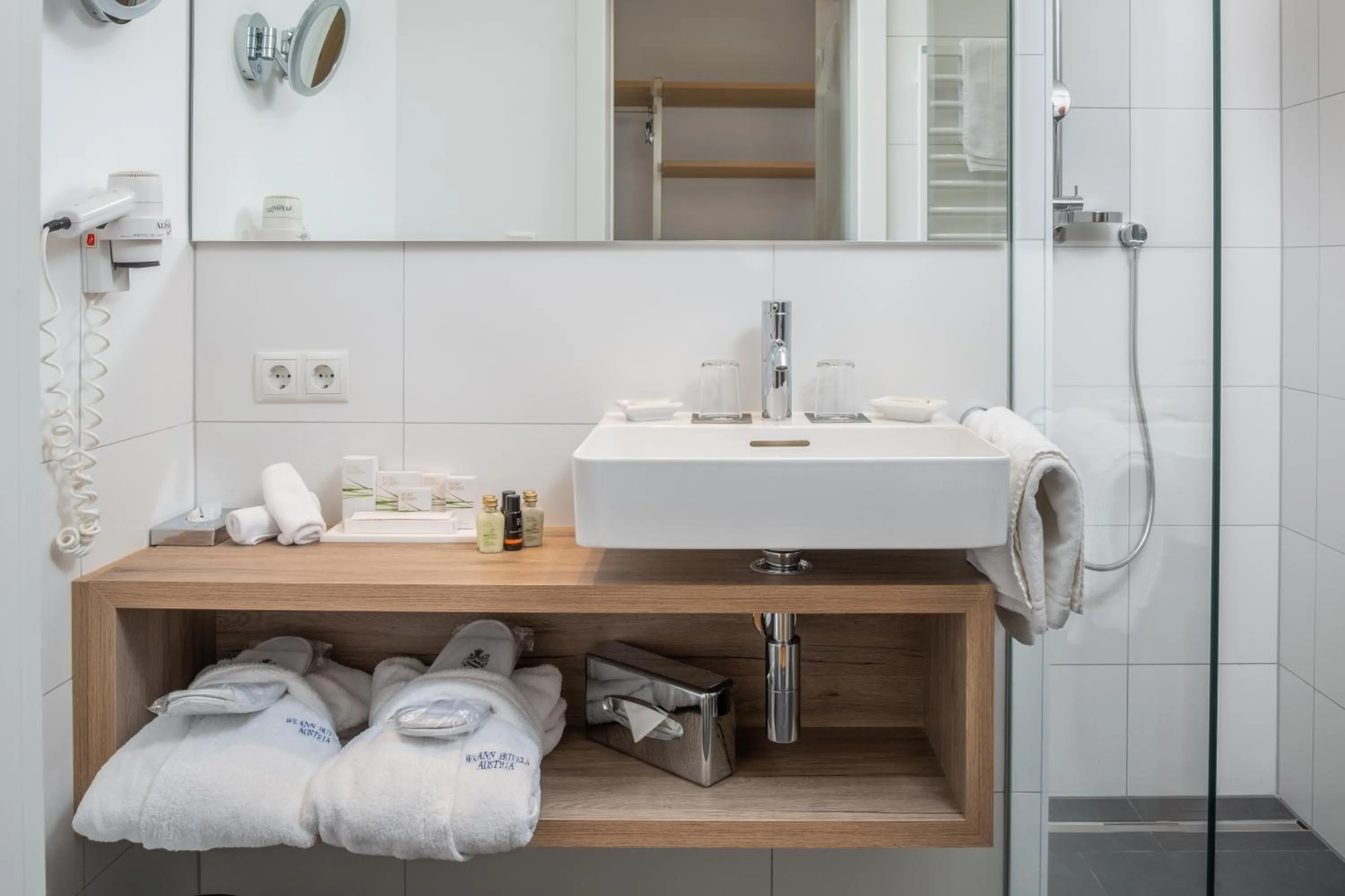 Bathroom in Hotel Bergkristall Oberlech