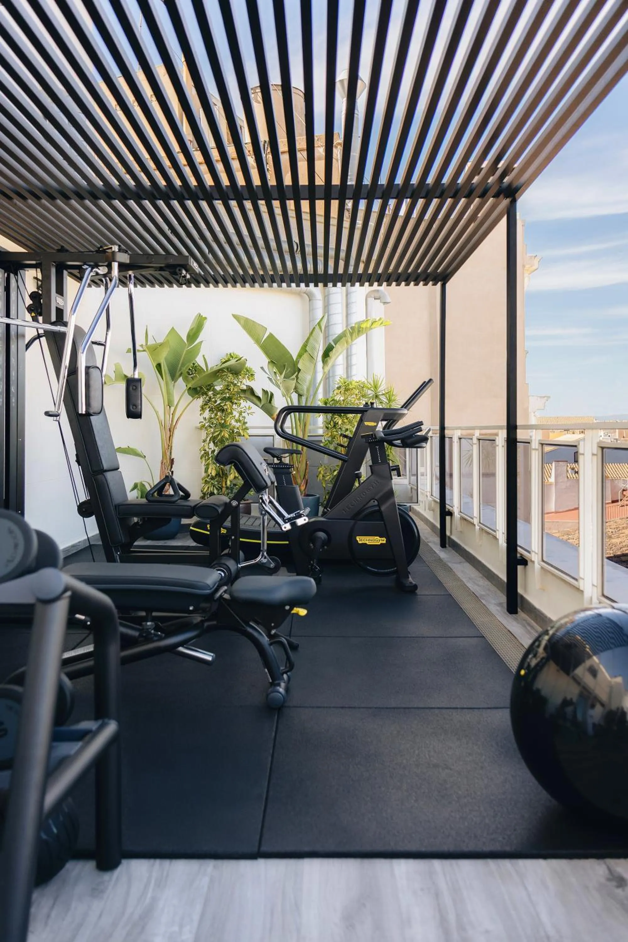 Fitness centre/facilities in Room Mate Cosmo - City Centre, Valencia
