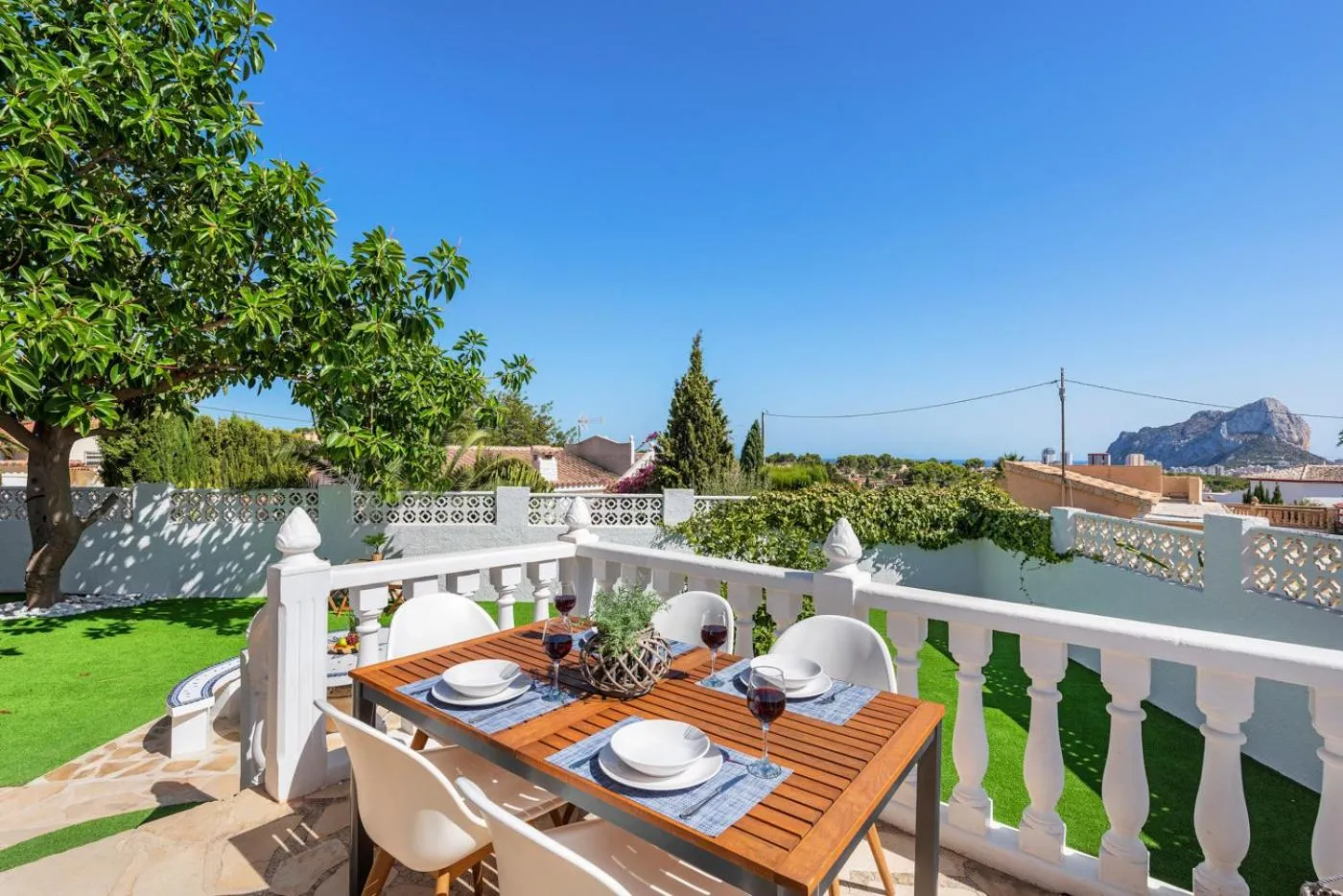 Balcony/Terrace in Villa Maeva - PlusHolidays