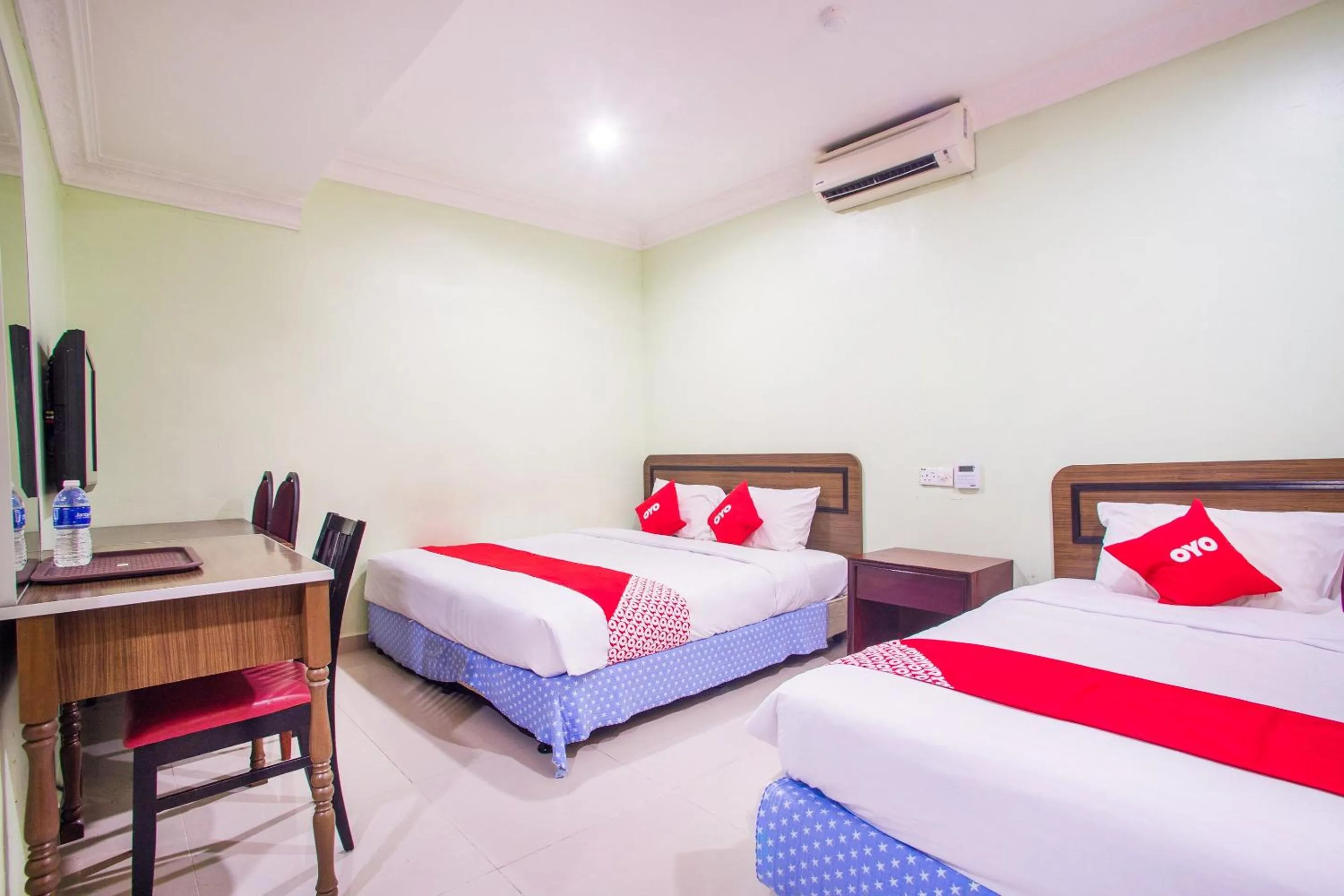 Bedroom, Bed in Hotel O Casavilla Hotel