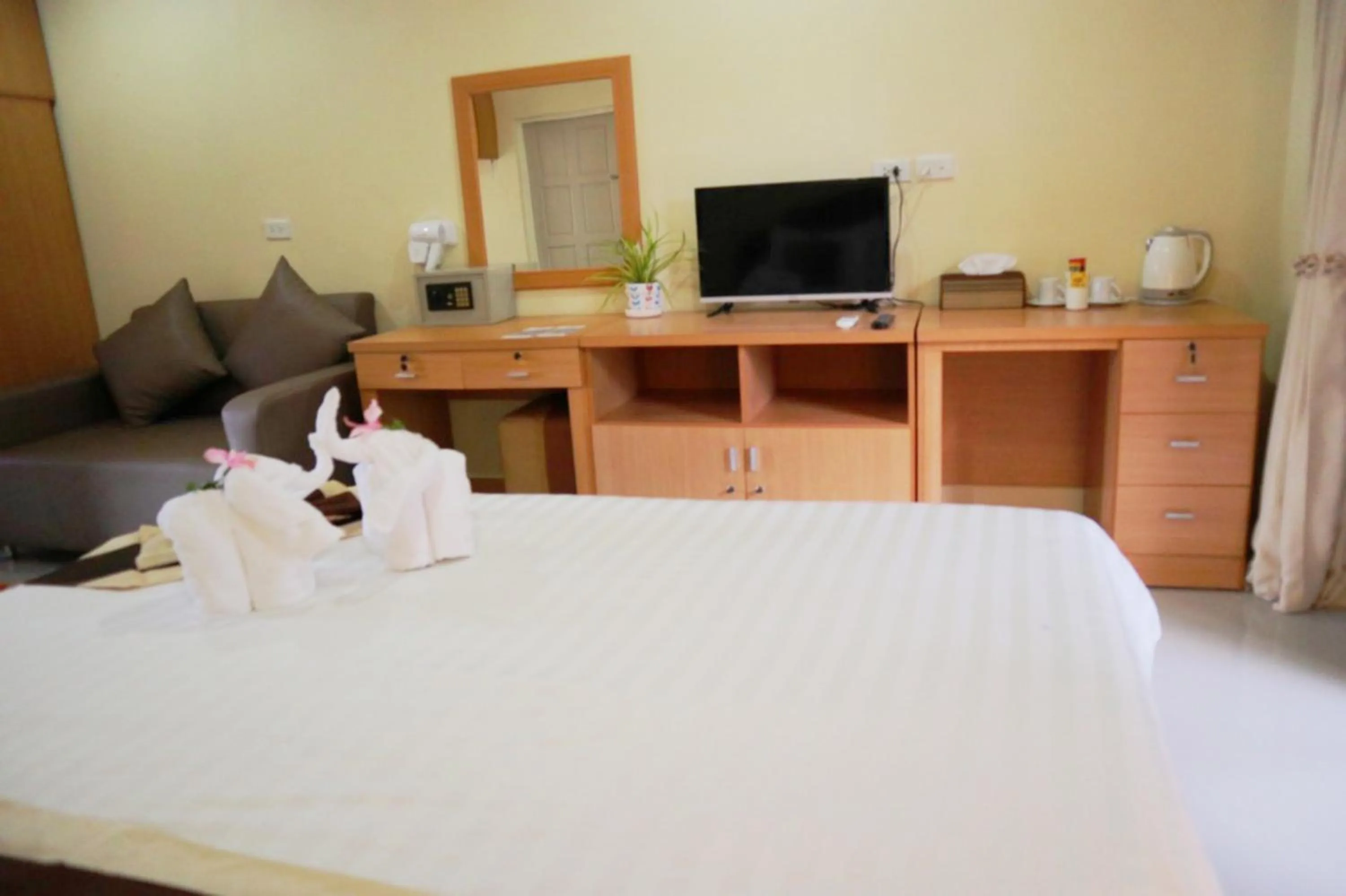 Bed in ChiangRai Lake Hill