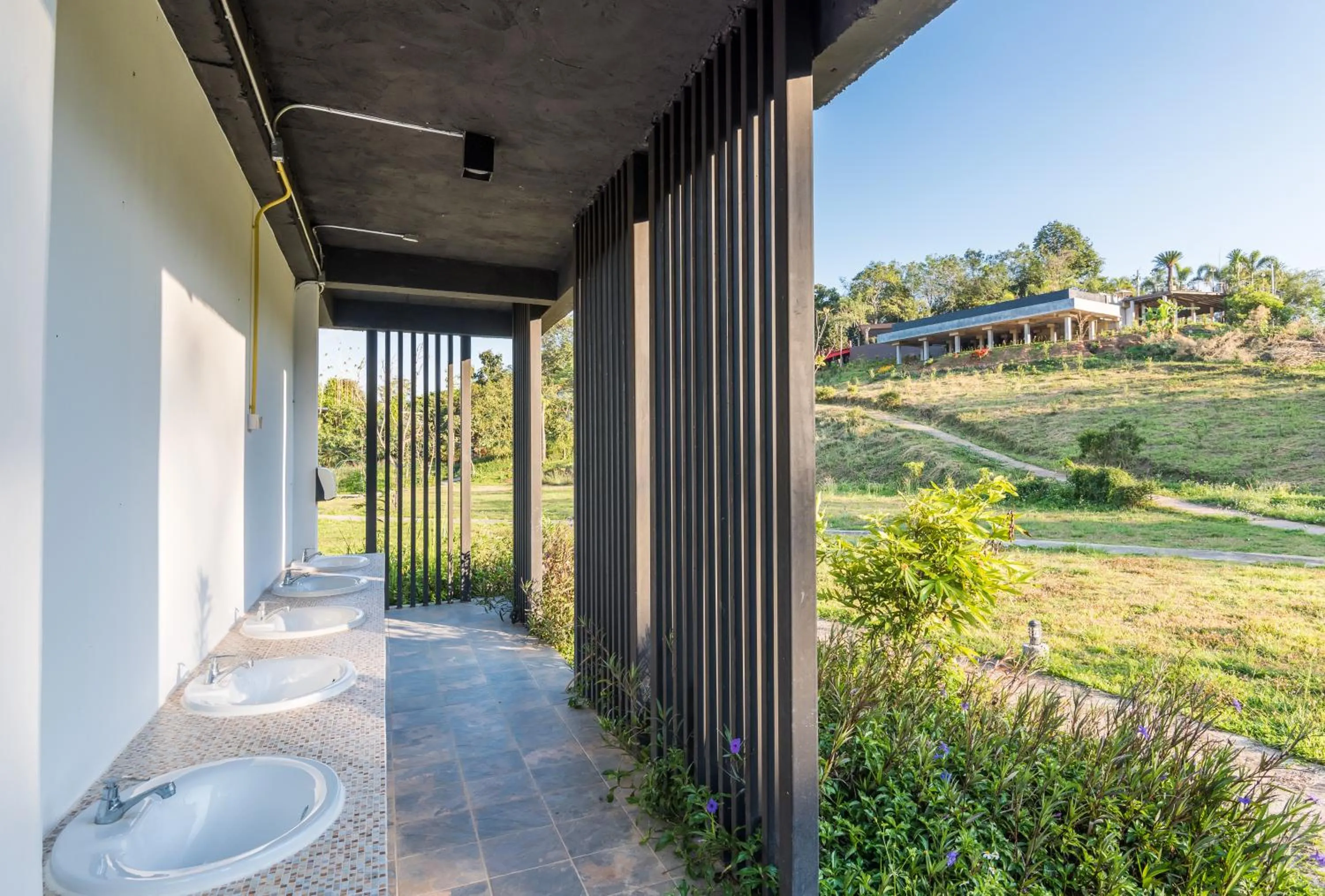 Property building in ChiangRai Lake Hill