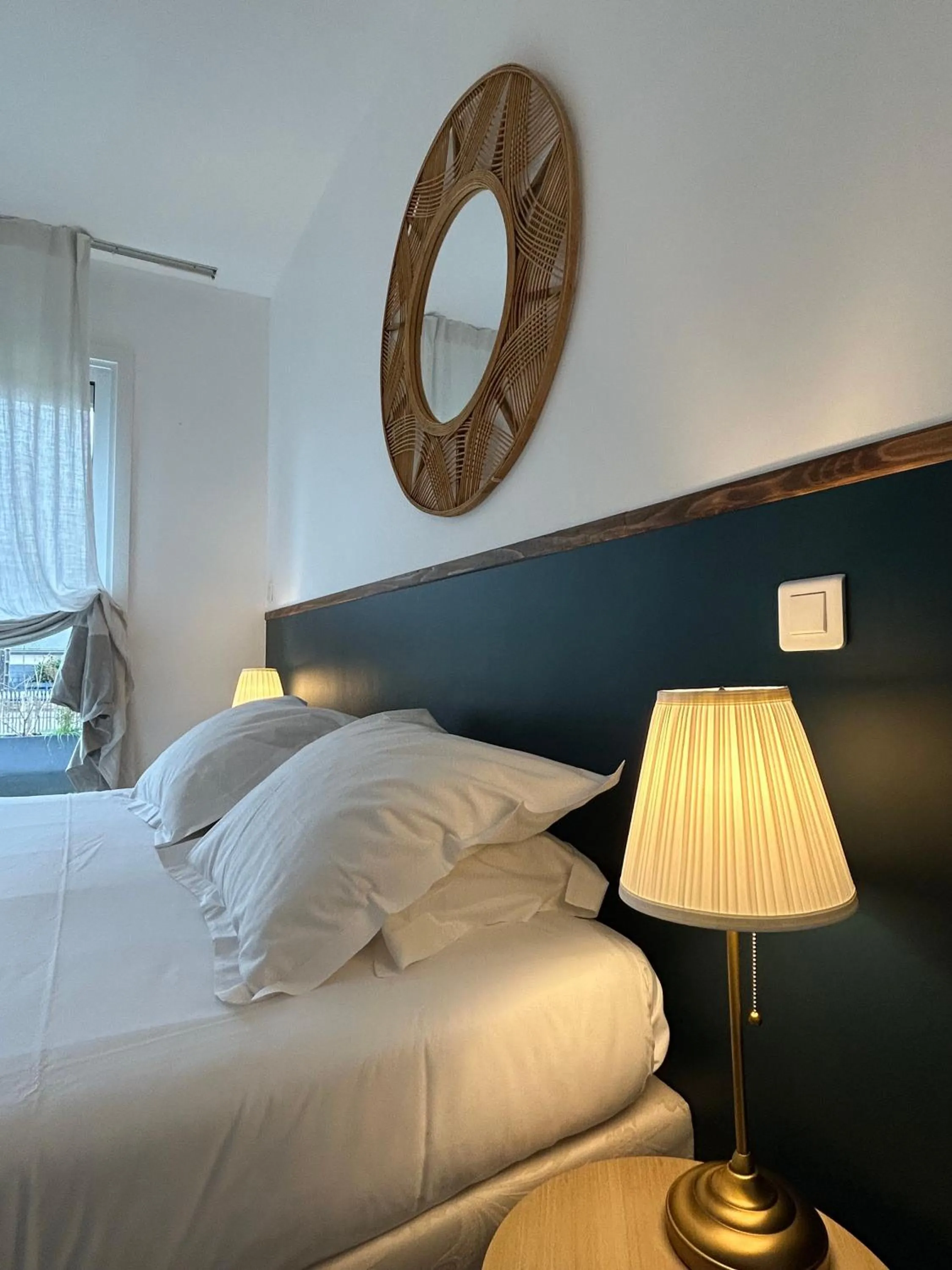 Bedroom, Bed in Hôtel Restaurant La Voile Bleue