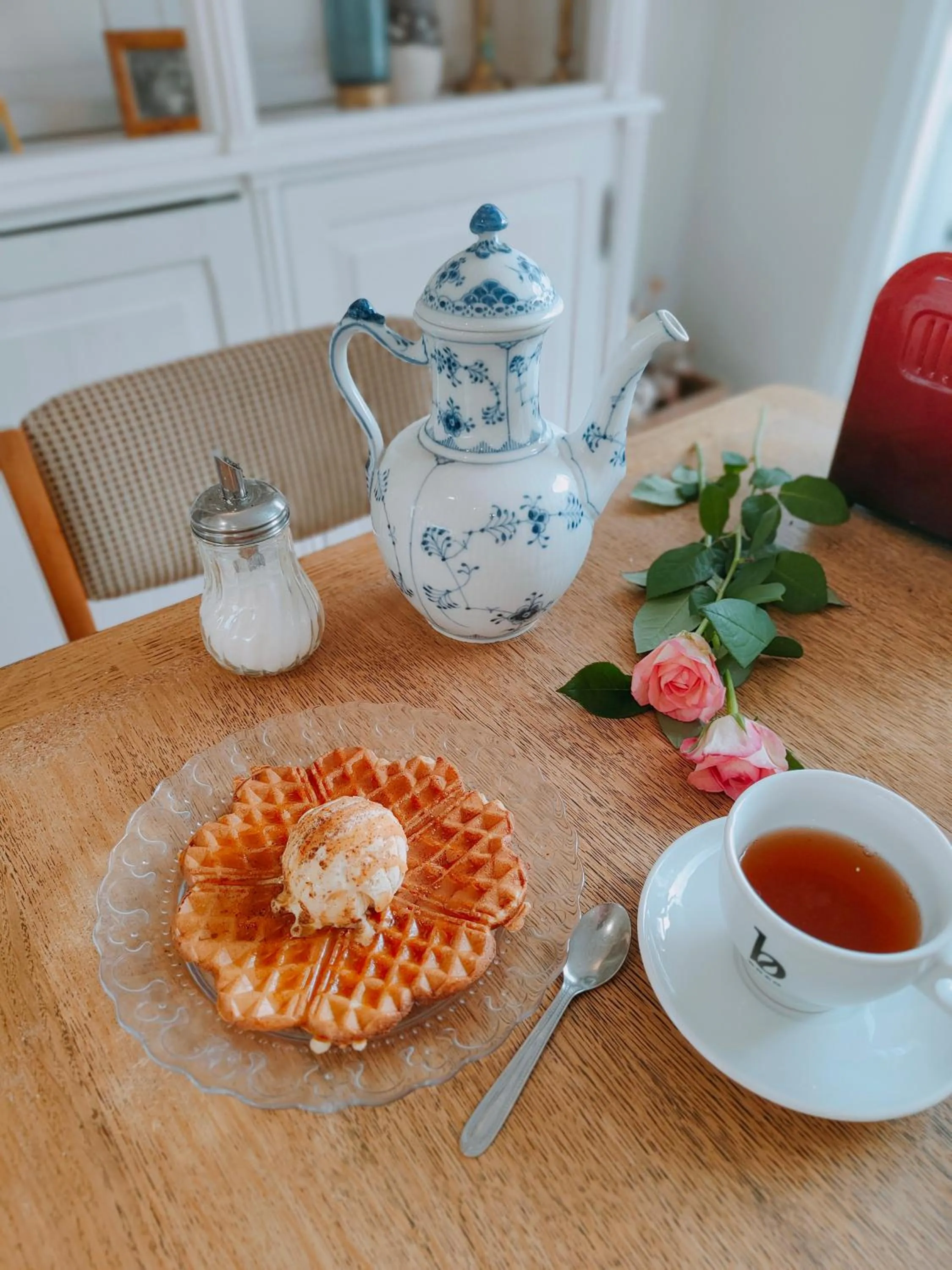 Restaurant/places to eat in Hôtel Restaurant La Voile Bleue