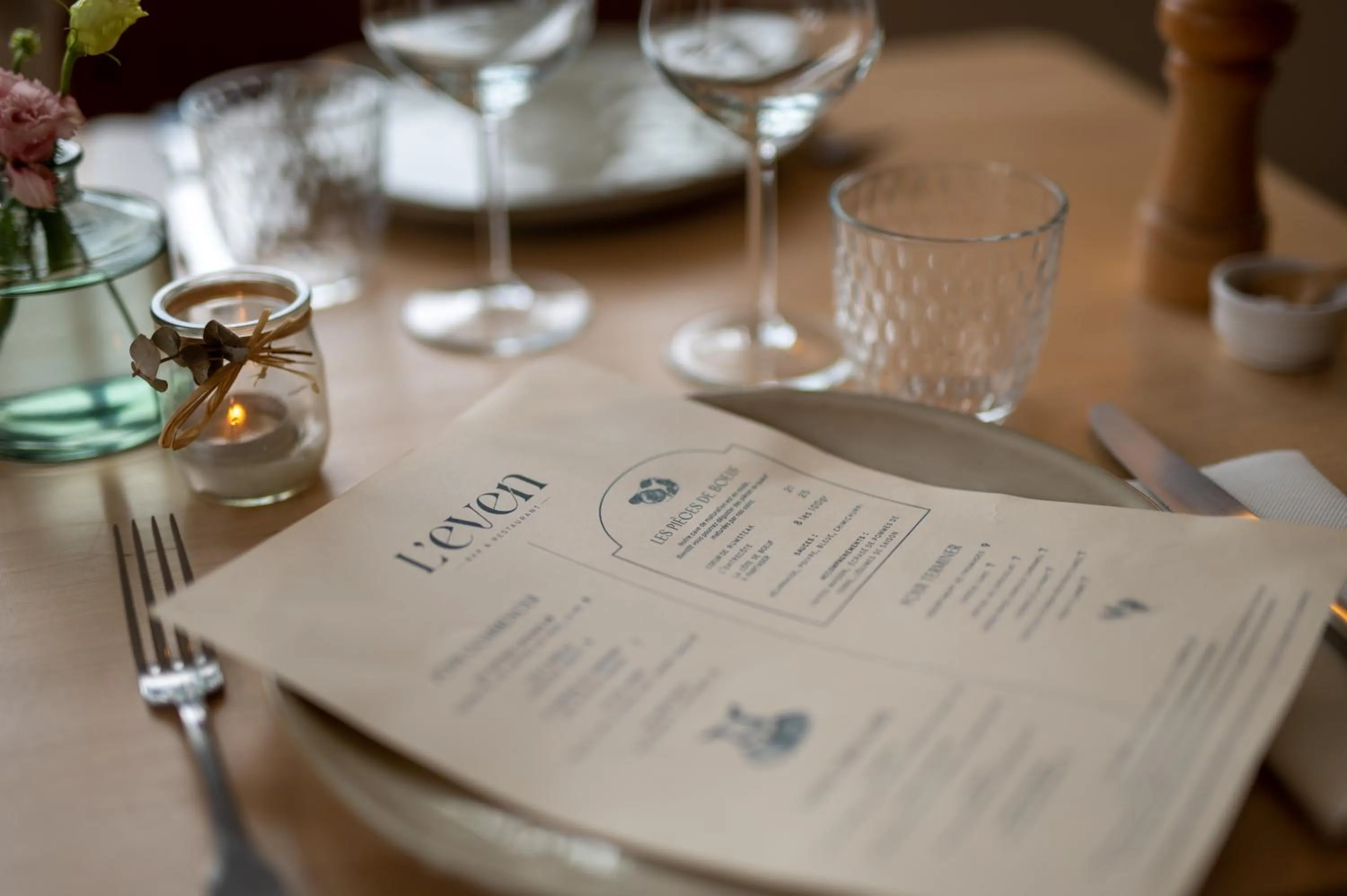 Restaurant/places to eat in Hôtel Restaurant La Voile Bleue