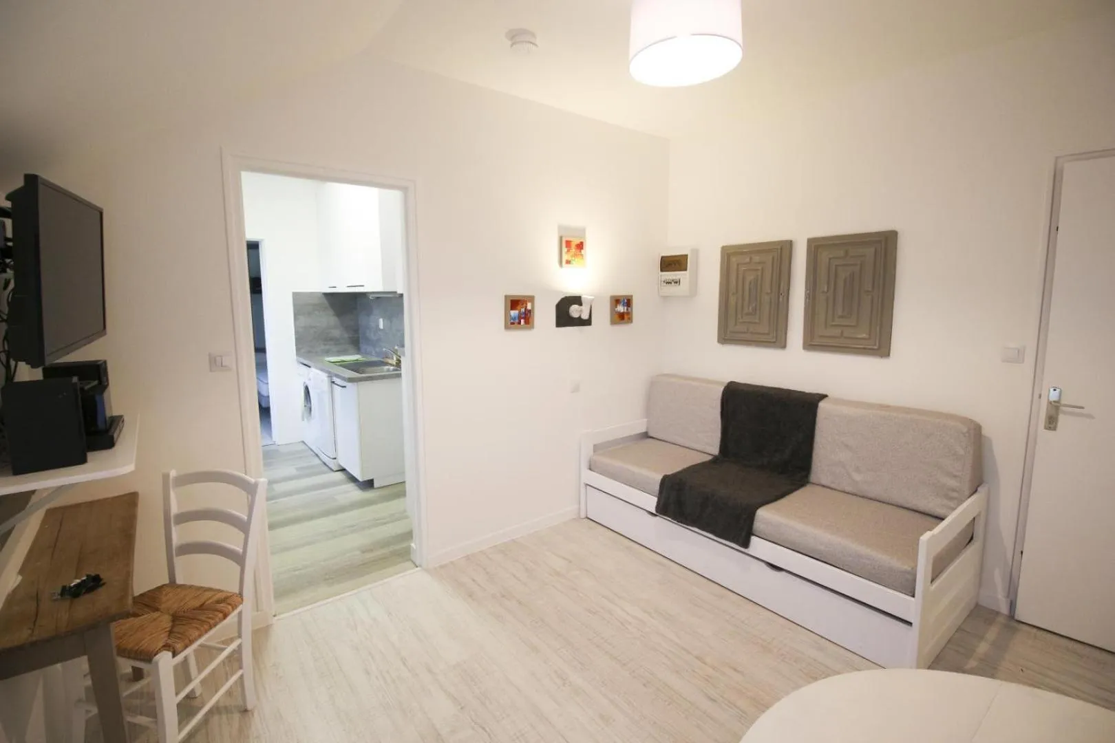 Living room in Hôtel Au Clos Paillé La Roche Posay