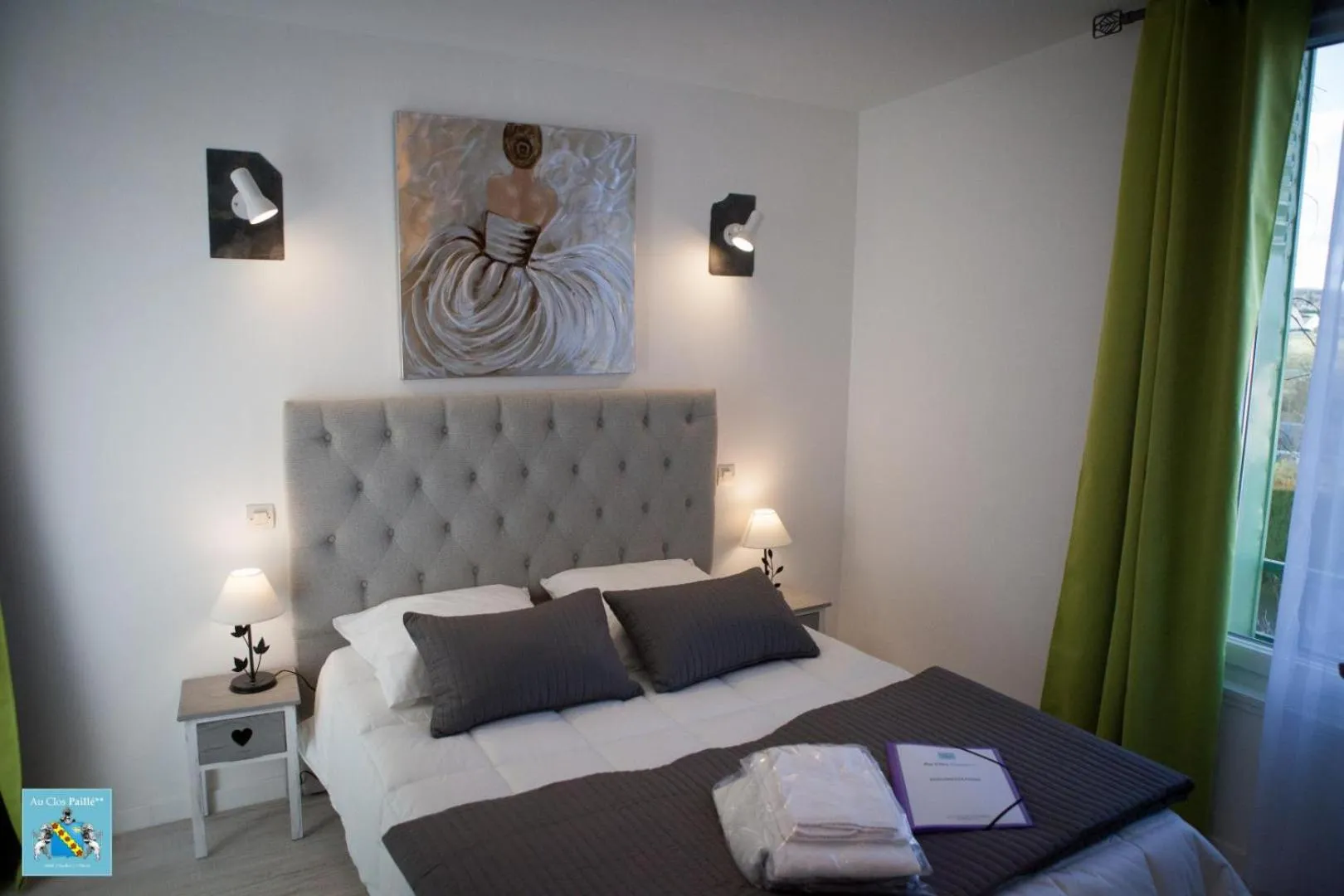 Photo of the whole room in Hôtel Au Clos Paillé La Roche Posay