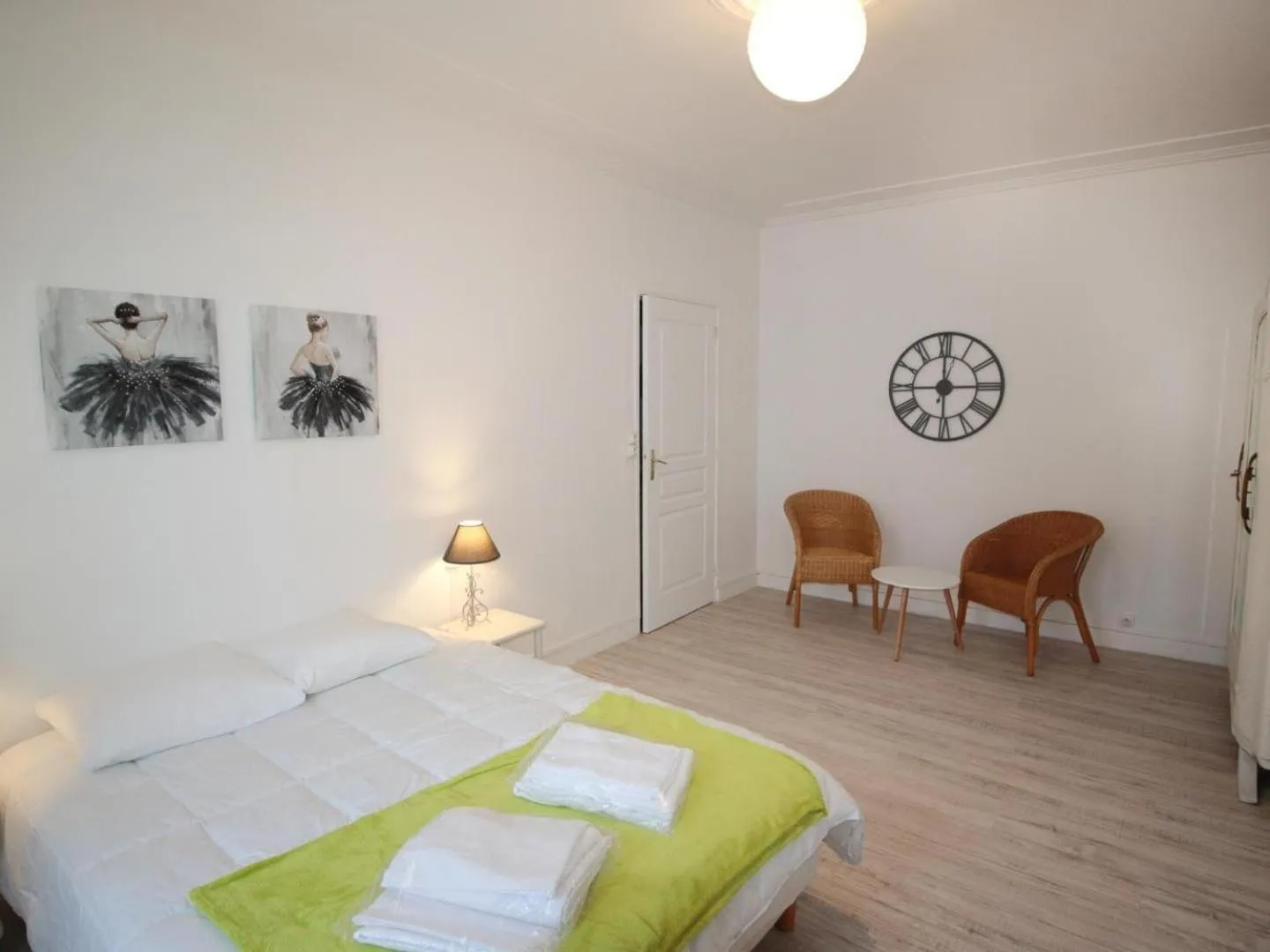 Bedroom in Hôtel Au Clos Paillé La Roche Posay