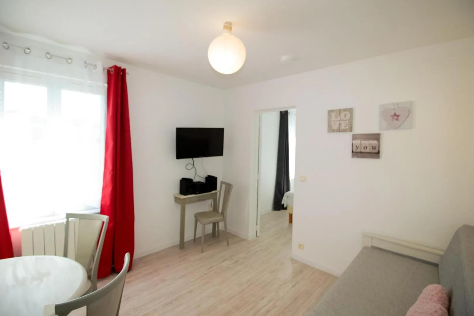 Living room in Hôtel Au Clos Paillé La Roche Posay