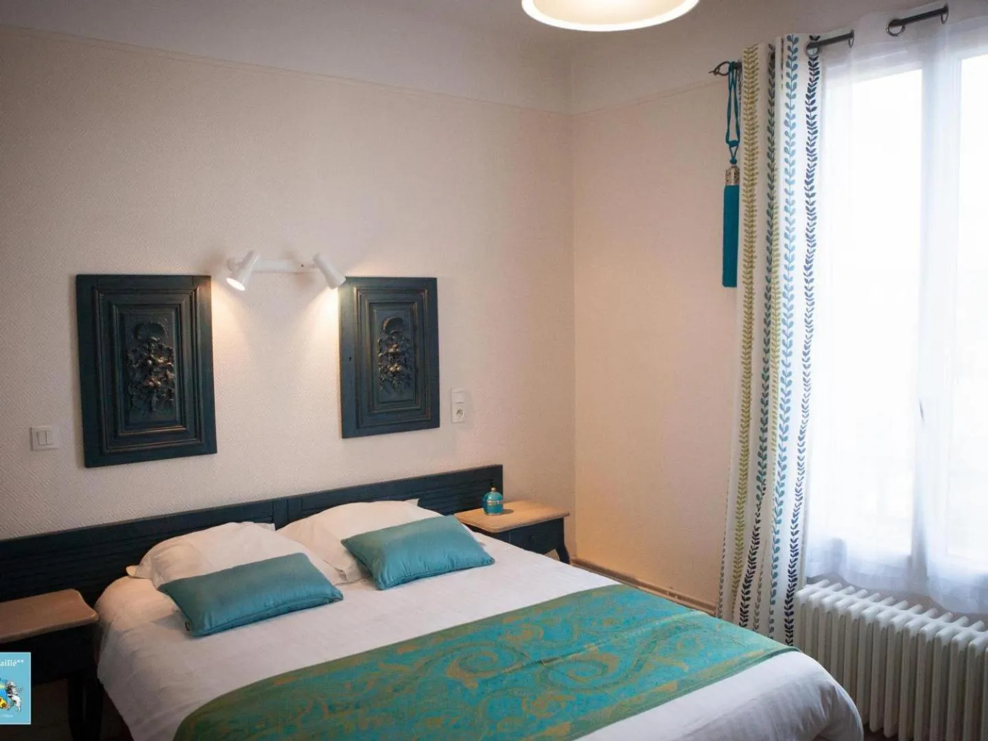 Photo of the whole room in Hôtel Au Clos Paillé La Roche Posay