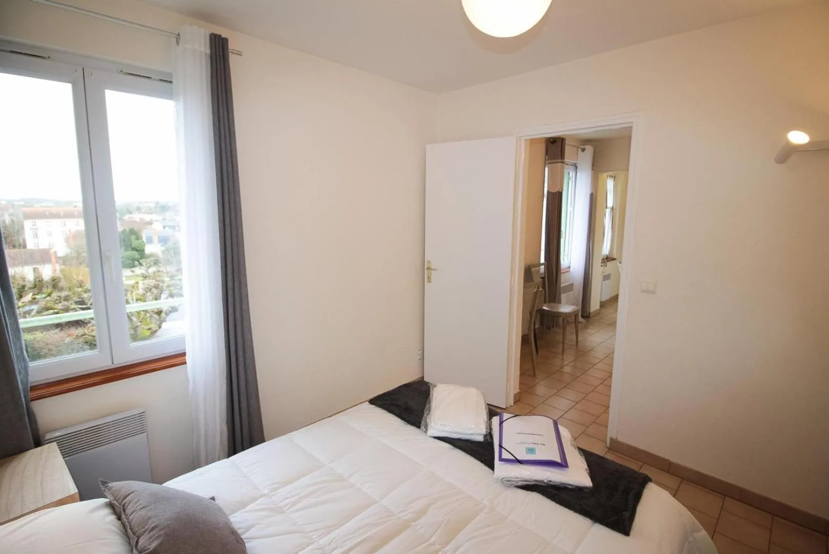 Photo of the whole room in Hôtel Au Clos Paillé La Roche Posay