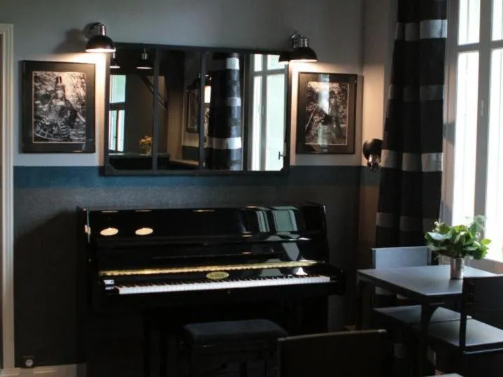 Living room in Hôtel Au Clos Paillé La Roche Posay