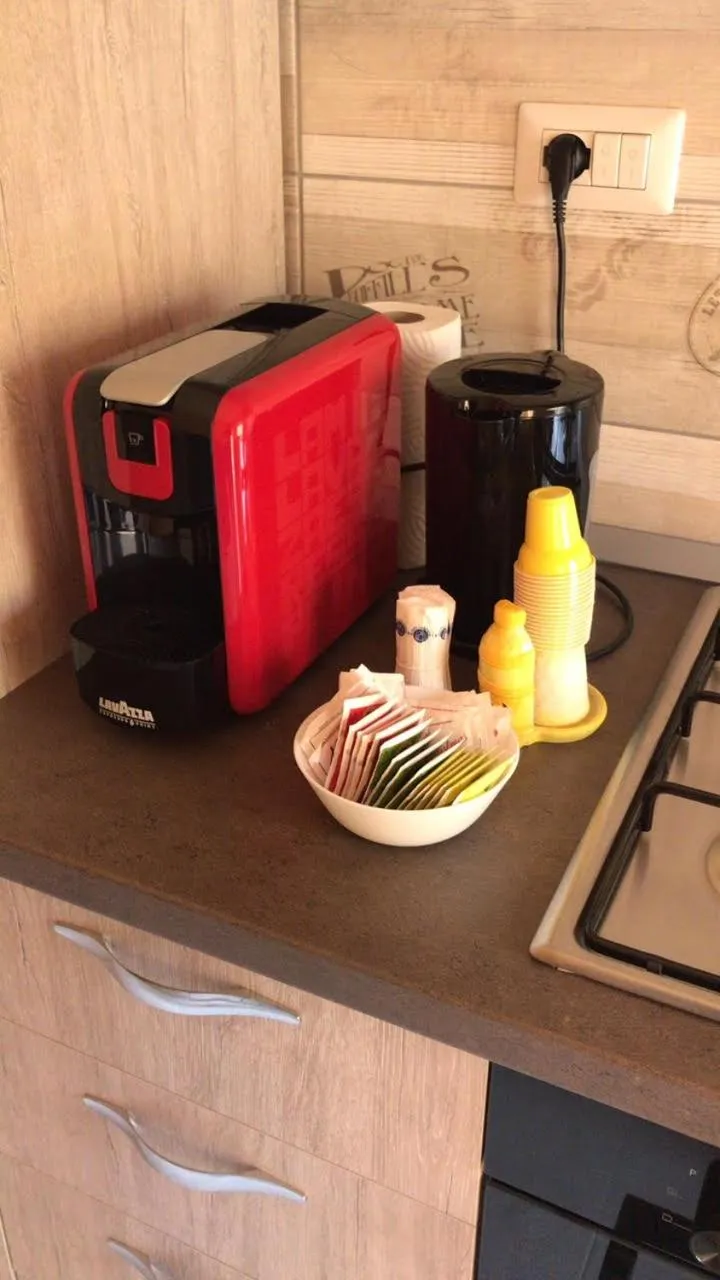 Coffee/tea facilities in B&B Trieste Caltanissetta