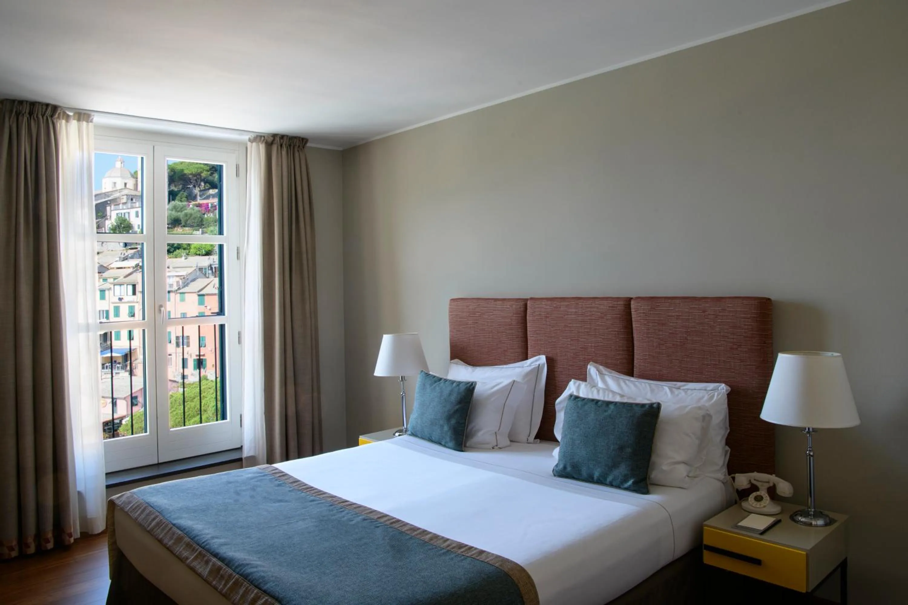 Bedroom, Bed in Grand Hotel Portovenere