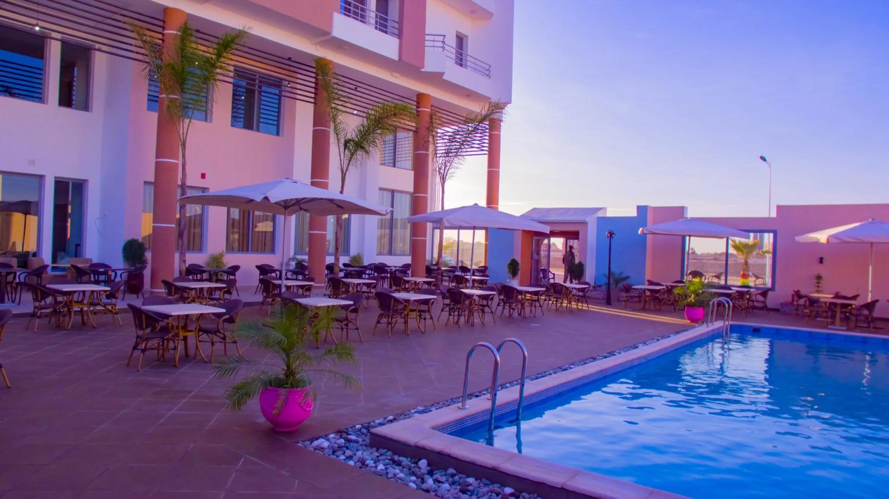 Swimming pool in SUNSET HOTEL