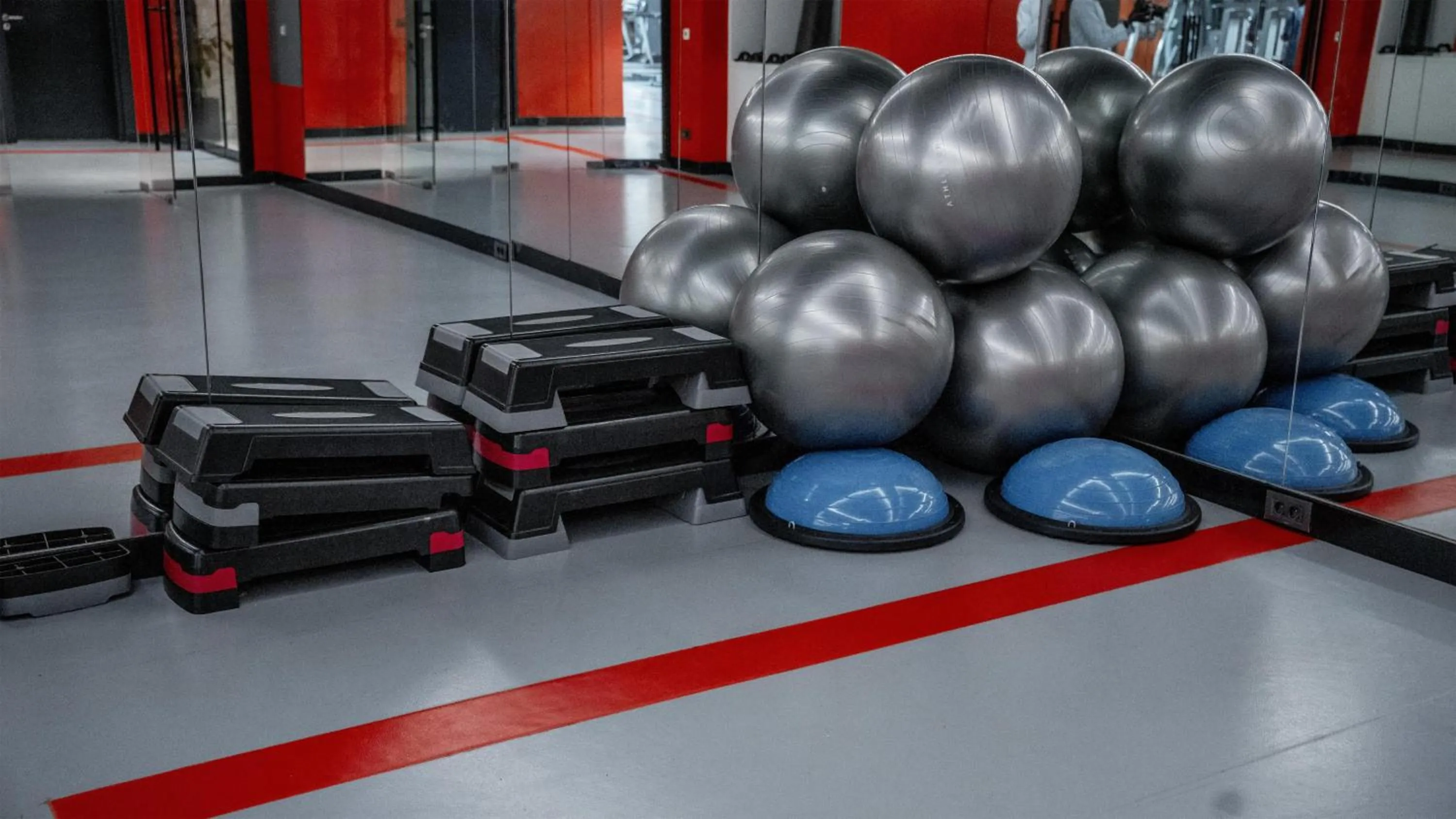 Fitness centre/facilities in Radisson Blu Hotel & Conference Center, Niamey