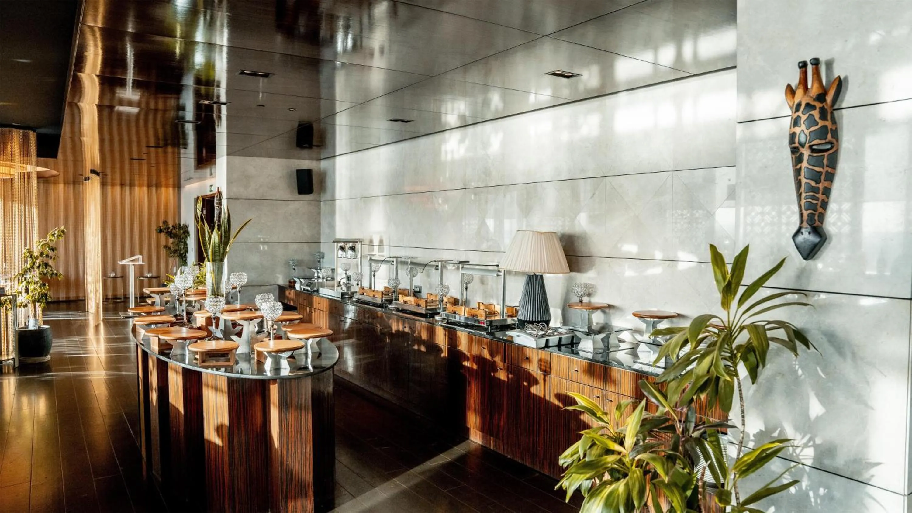 Restaurant/places to eat in Radisson Blu Hotel & Conference Center, Niamey