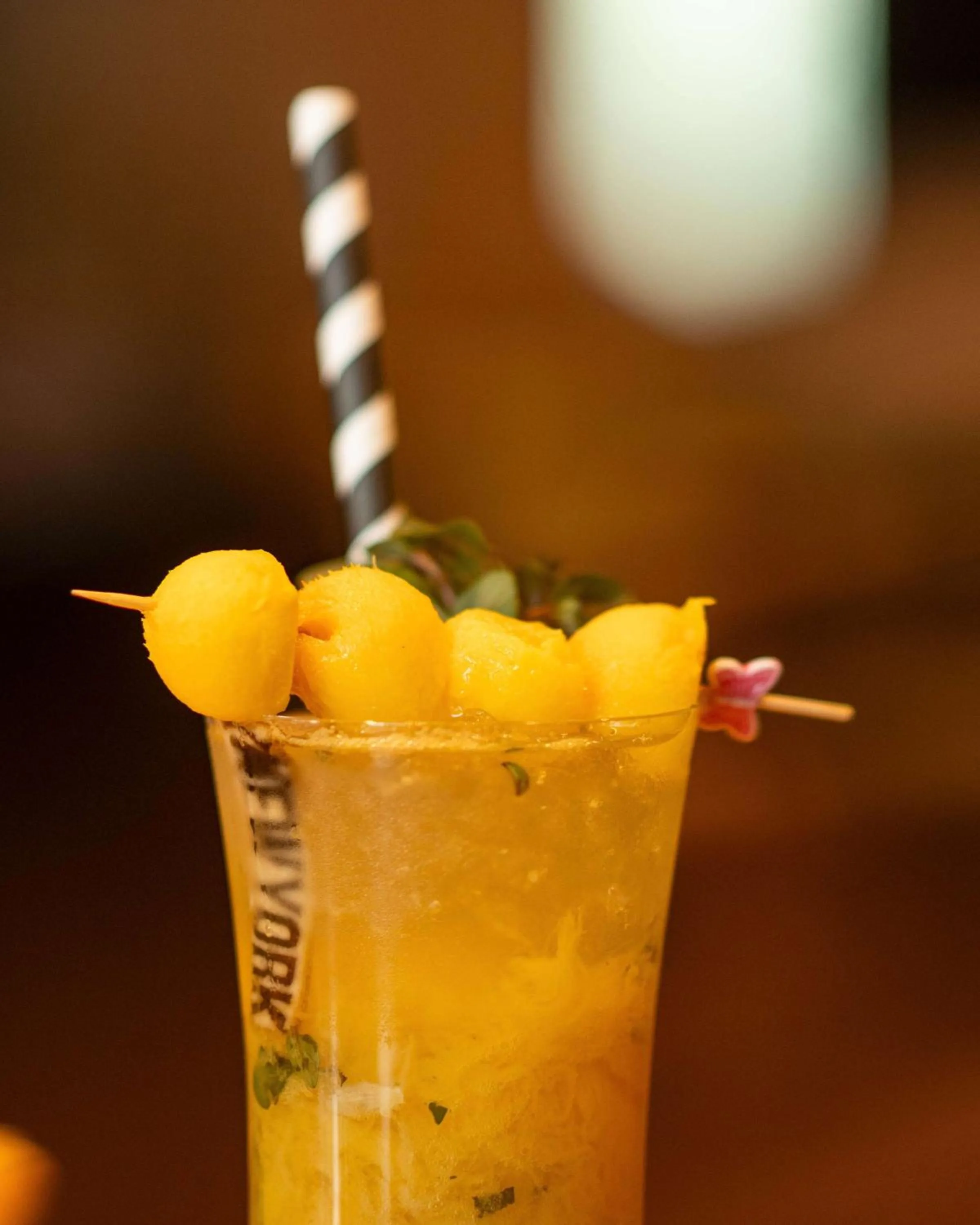 Lounge or bar in Radisson Blu Hotel & Conference Center, Niamey