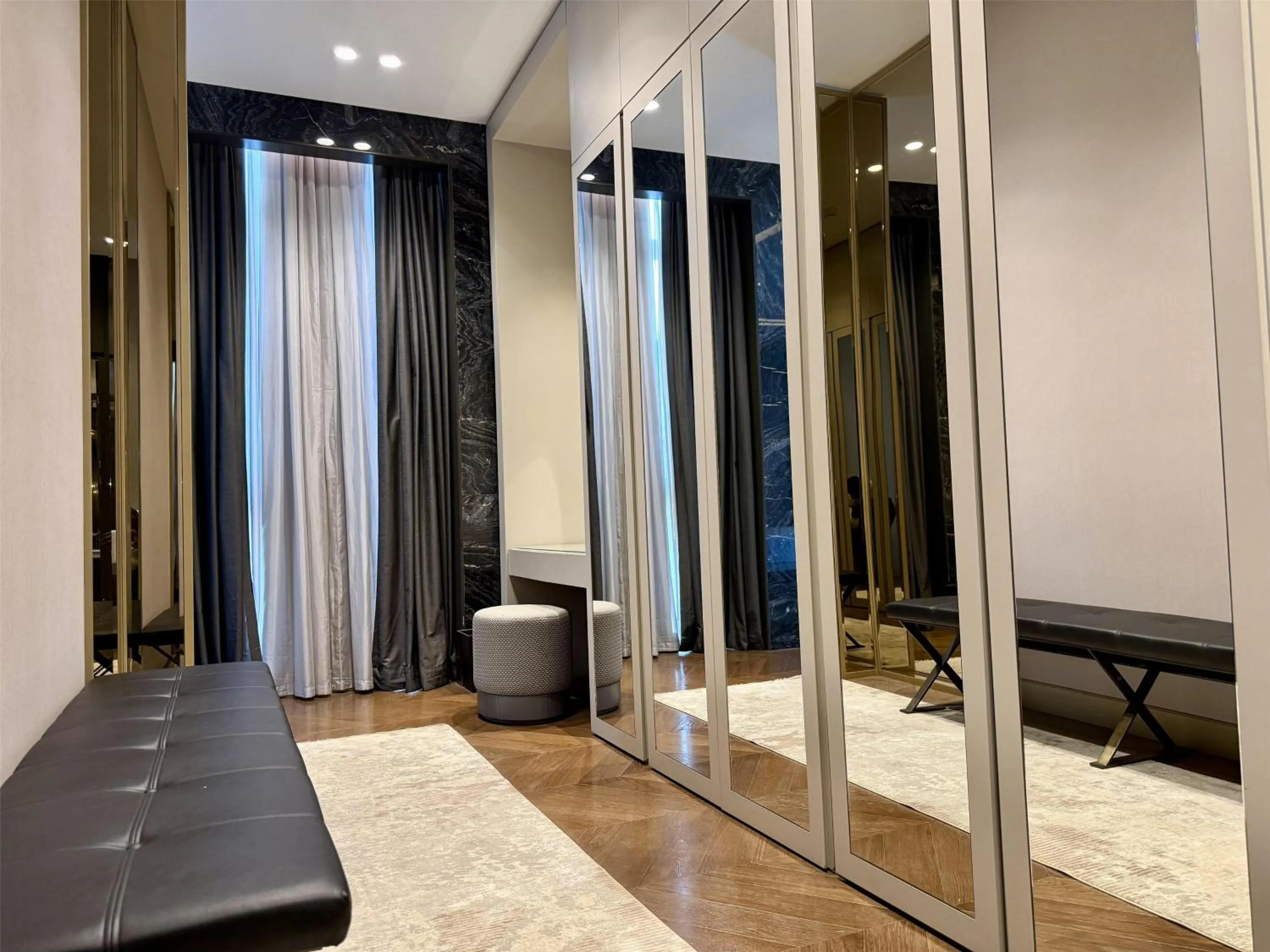 Photo of the whole room in Radisson Blu Hotel & Conference Center, Niamey