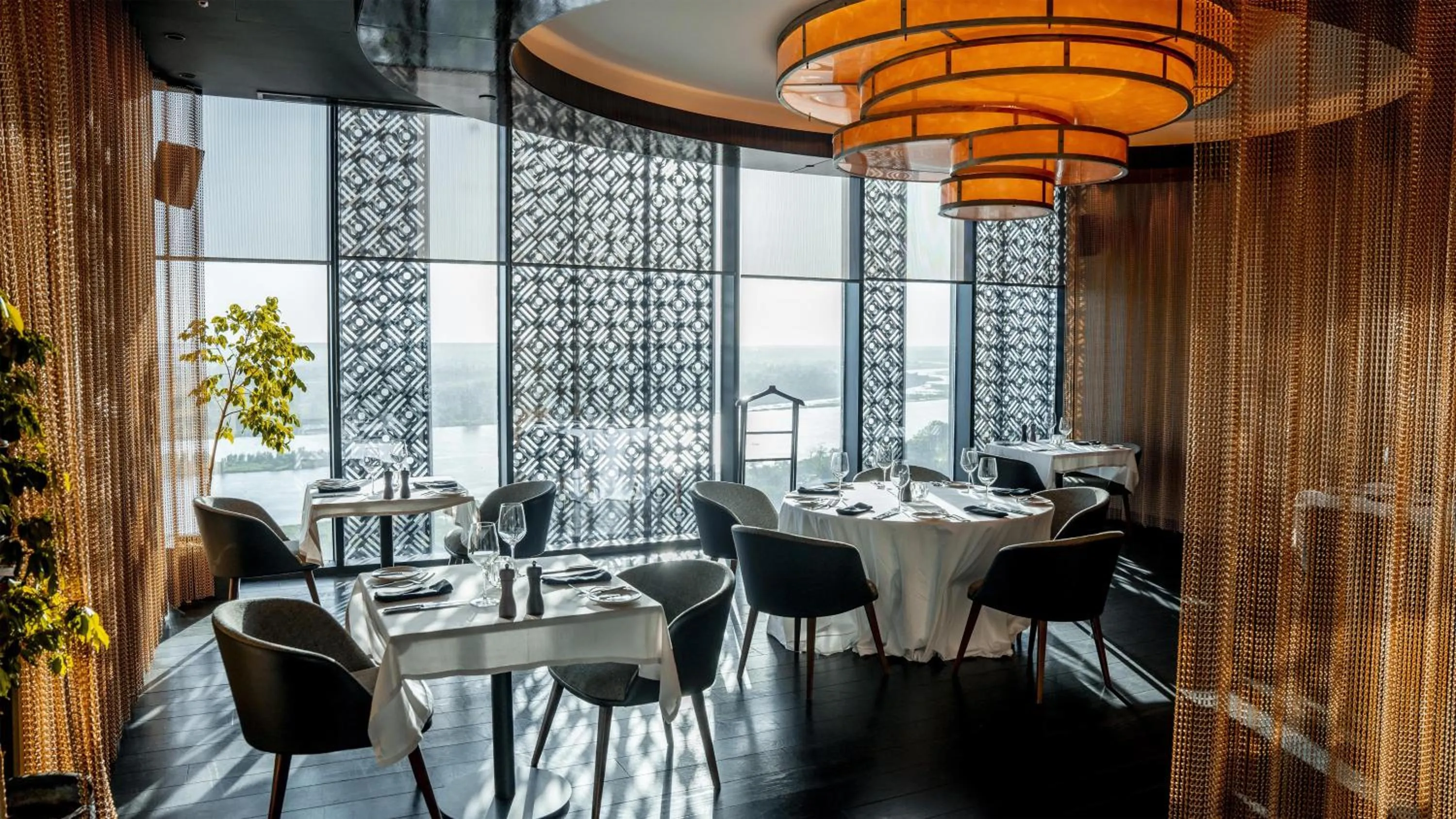 Restaurant/places to eat in Radisson Blu Hotel & Conference Center, Niamey