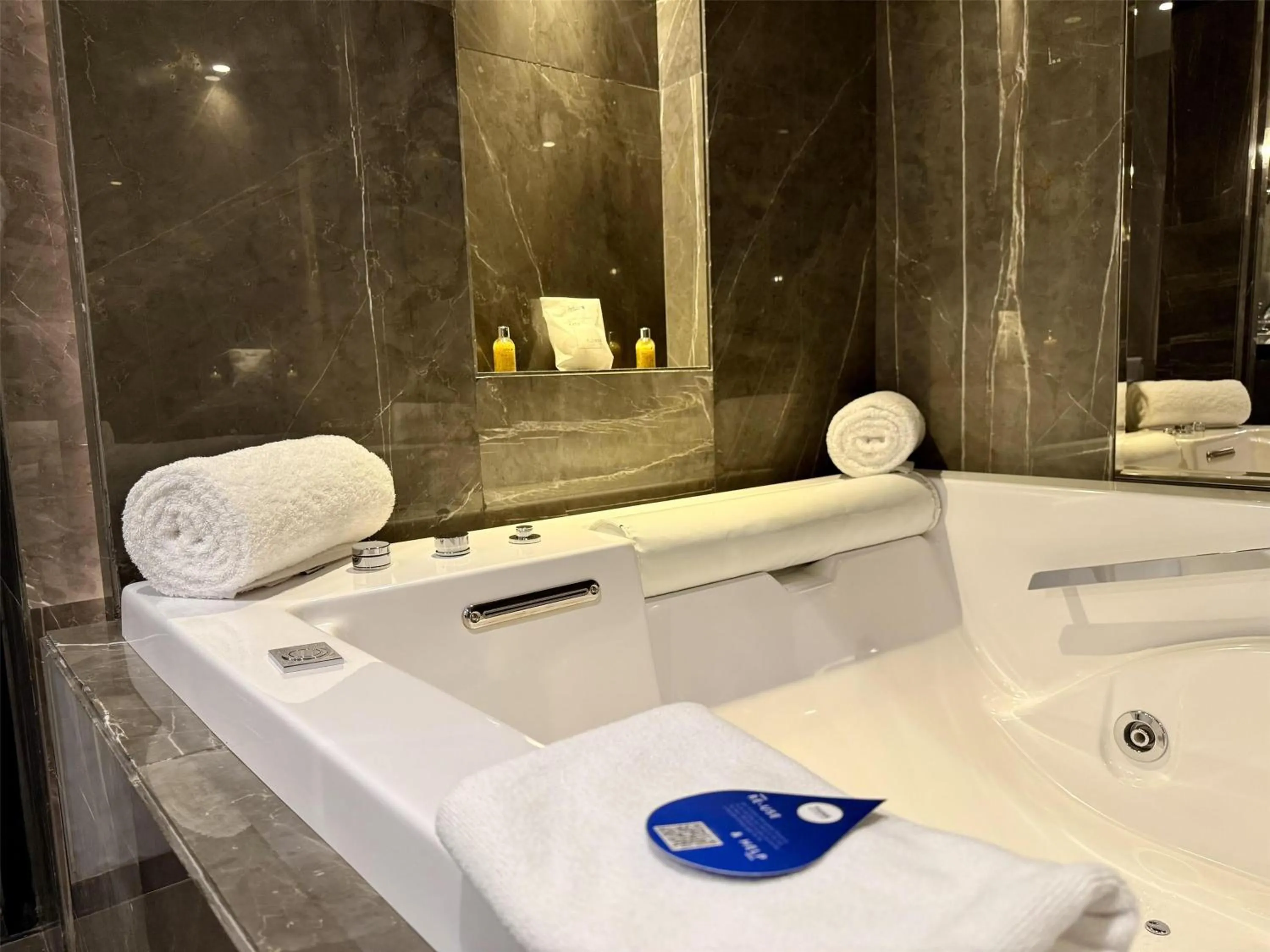 Bathroom in Radisson Blu Hotel & Conference Center, Niamey